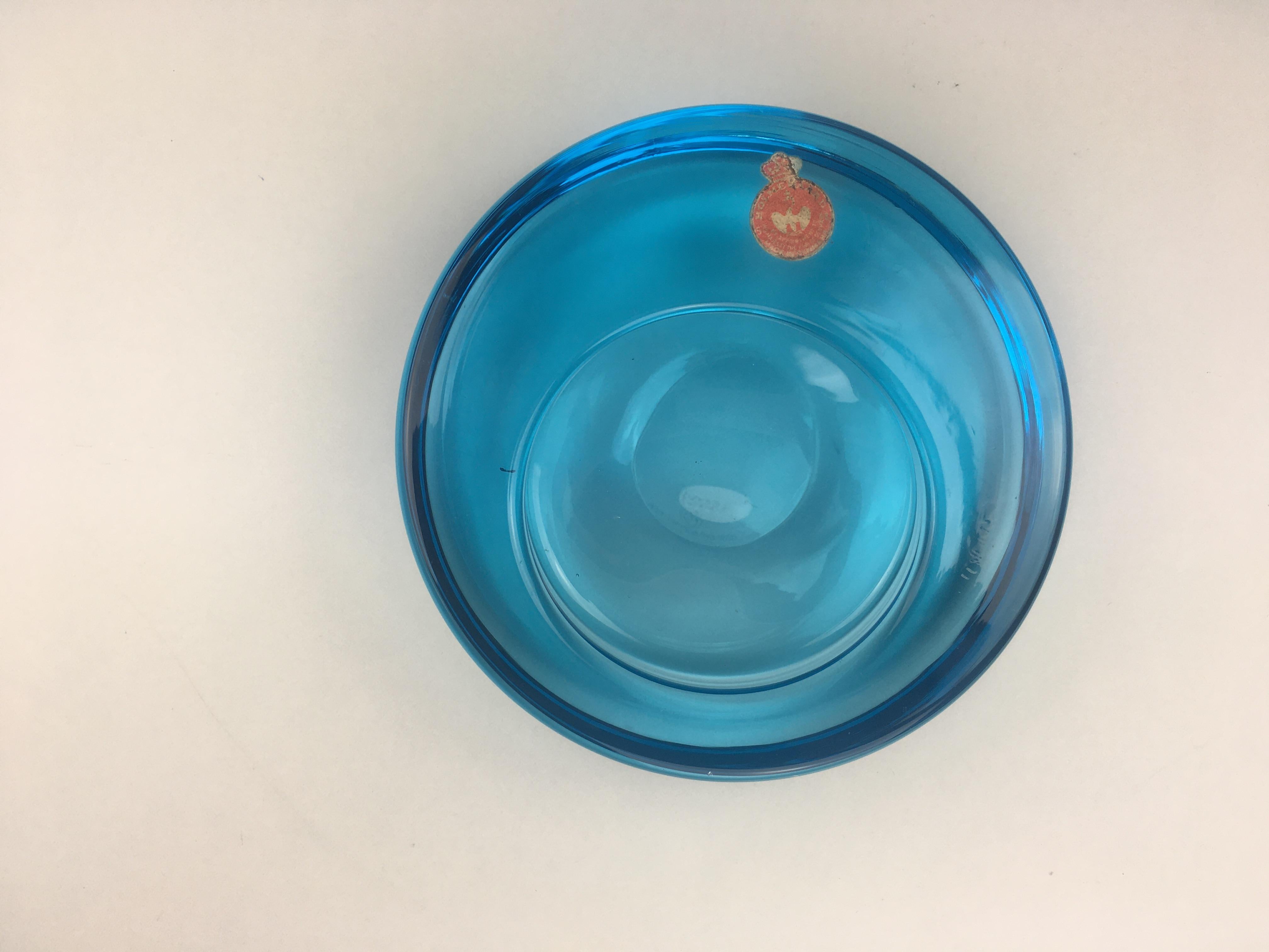 1960er Jahre Prototyp eines mundgeblasenen Aschenbechers aus blauem Glas, Schale von Per Lütken für Holmegaard (Handgefertigt) im Angebot