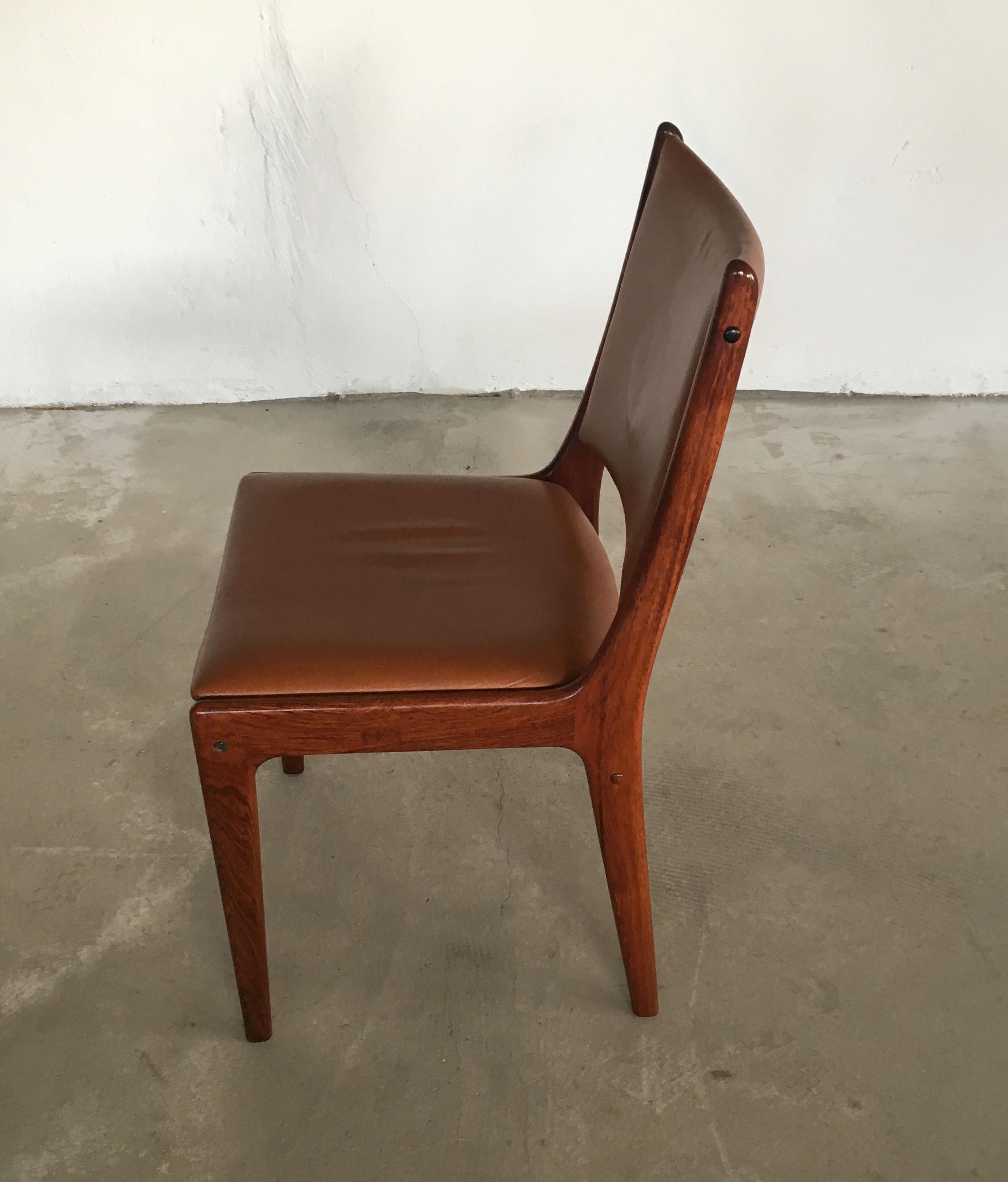 Scandinavian Modern 1960s Set of Six Johannes Andersen Rosewood Dining Chairs, Inc. Reupholstery