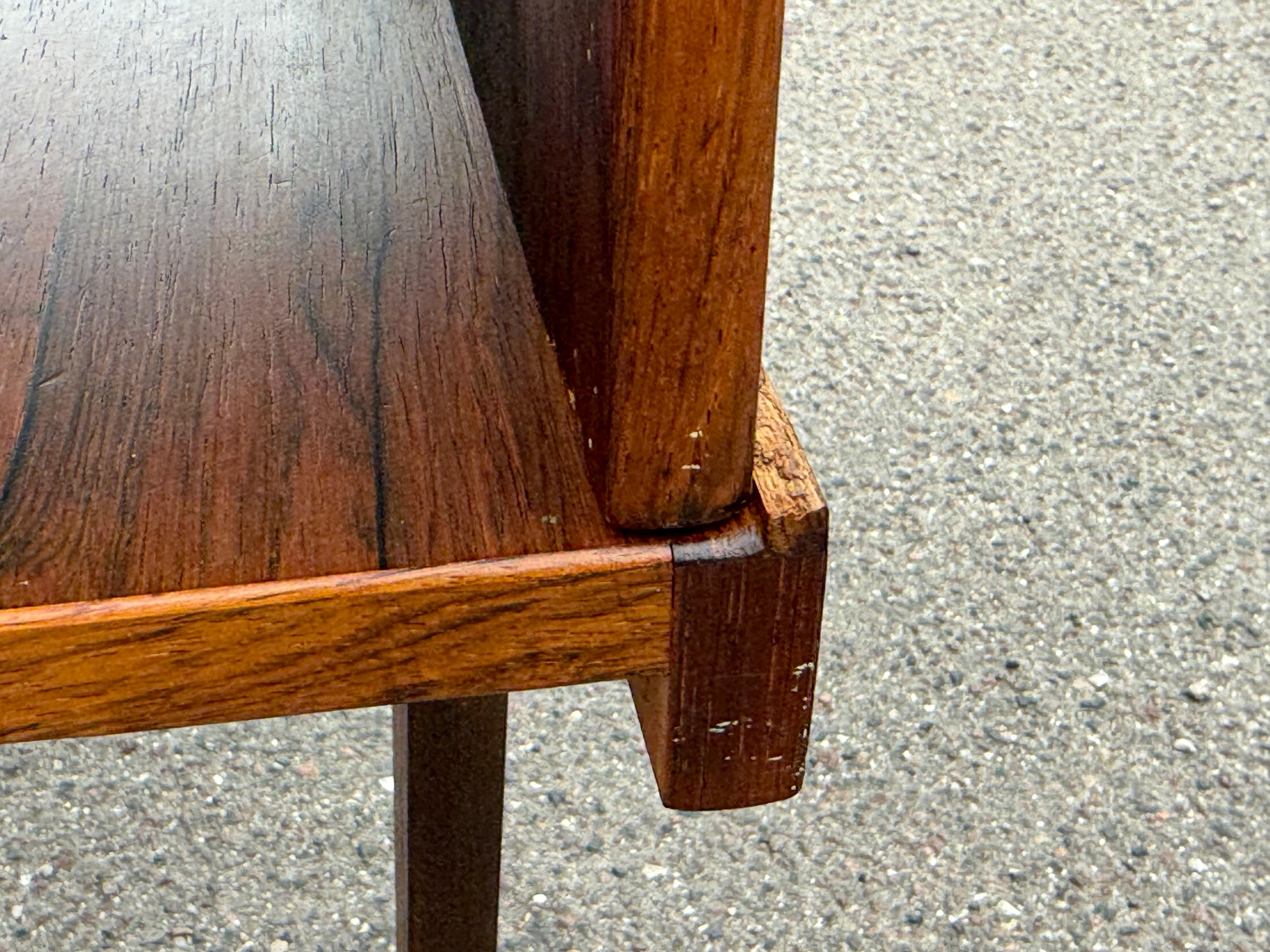 Original phone bench from Denmark. Designed and produced in the 1960s by Peter Løvig Nielsen. It has minor veneer scratches but is in a good condition, with only one previous owner