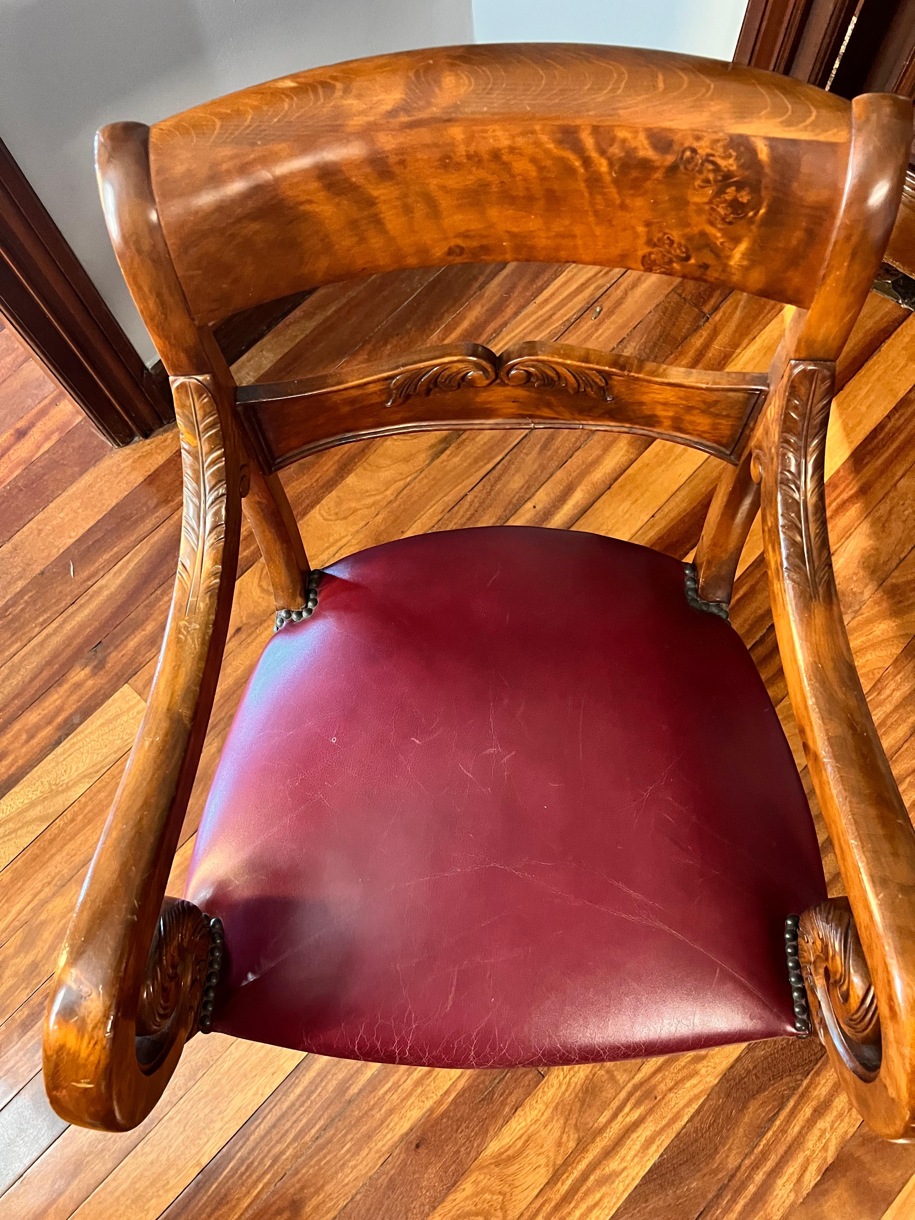 1960´S, Walnut Arm Chair Bierdemeir Style with Bordeaux Leather Upholstery For Sale 3