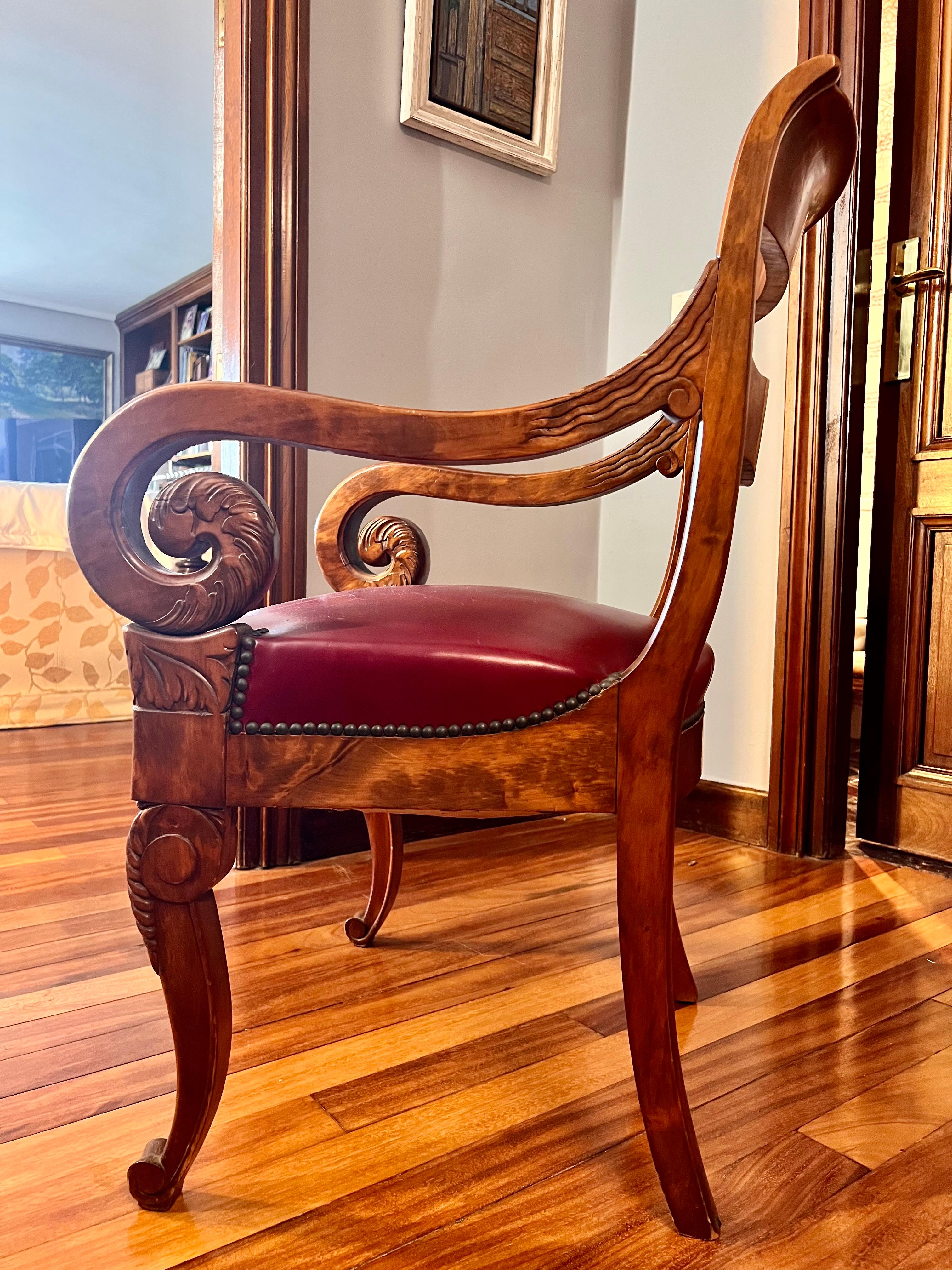 1960´S, Walnut Arm Chair Bierdemeir Style with Bordeaux Leather Upholstery For Sale 2