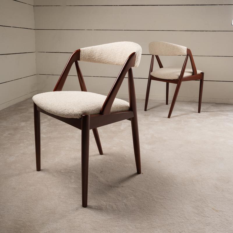 Danois Ensemble de 12 chaises scandinaves en teck, 1960 en vente