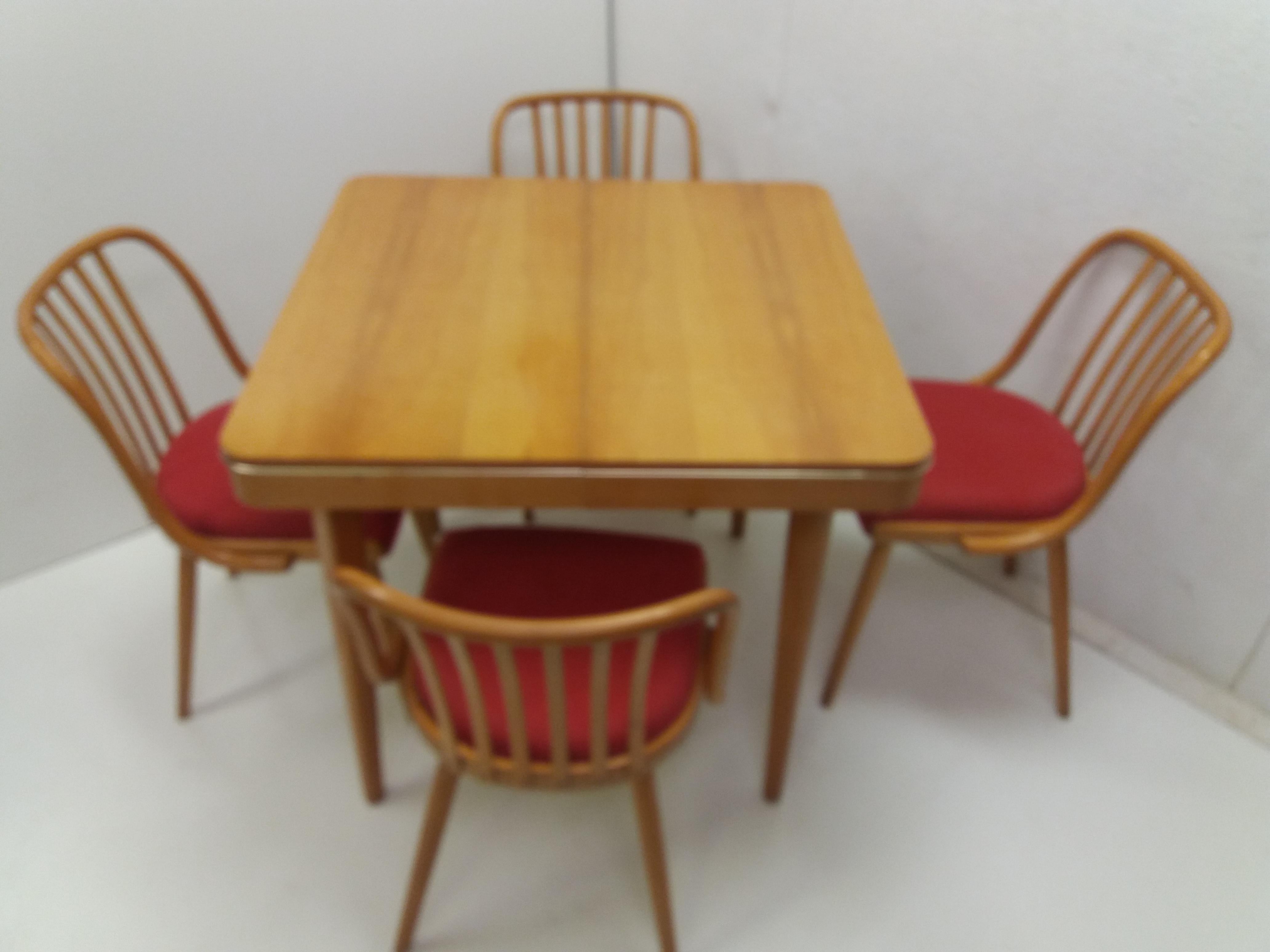 Mid-20th Century 1960 Set of 4 Retro Suman Chairs and Table, Czechoslovakia For Sale
