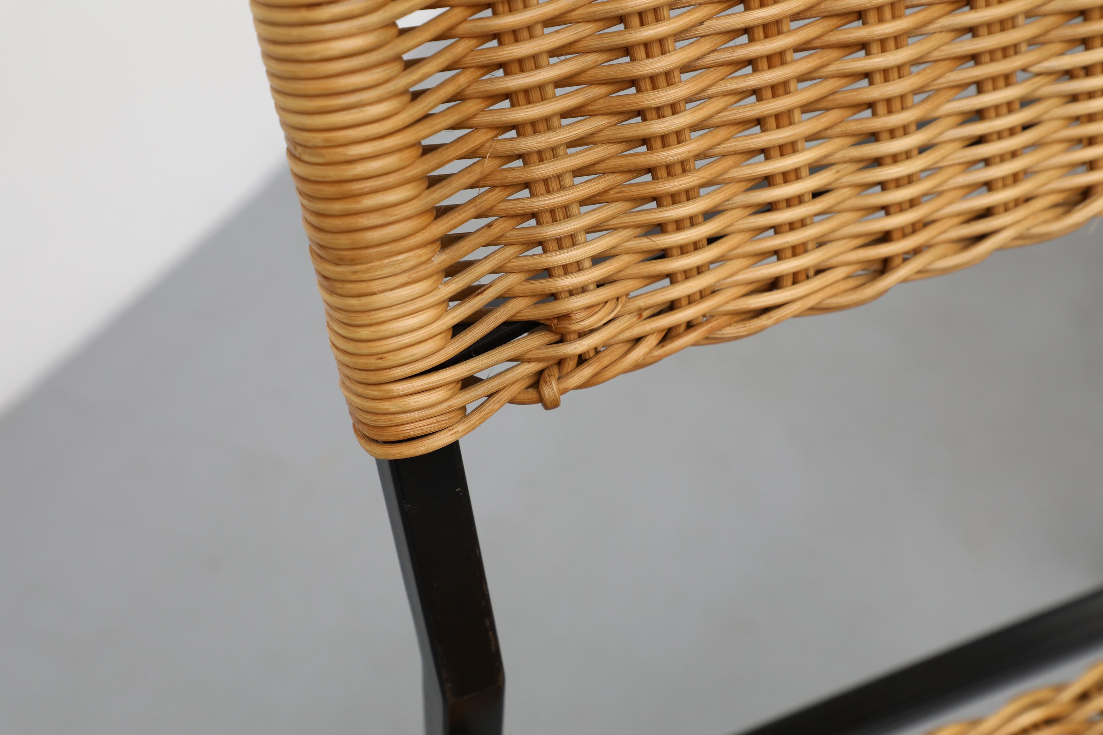 Set di quattro sedie da pranzo in rattan 