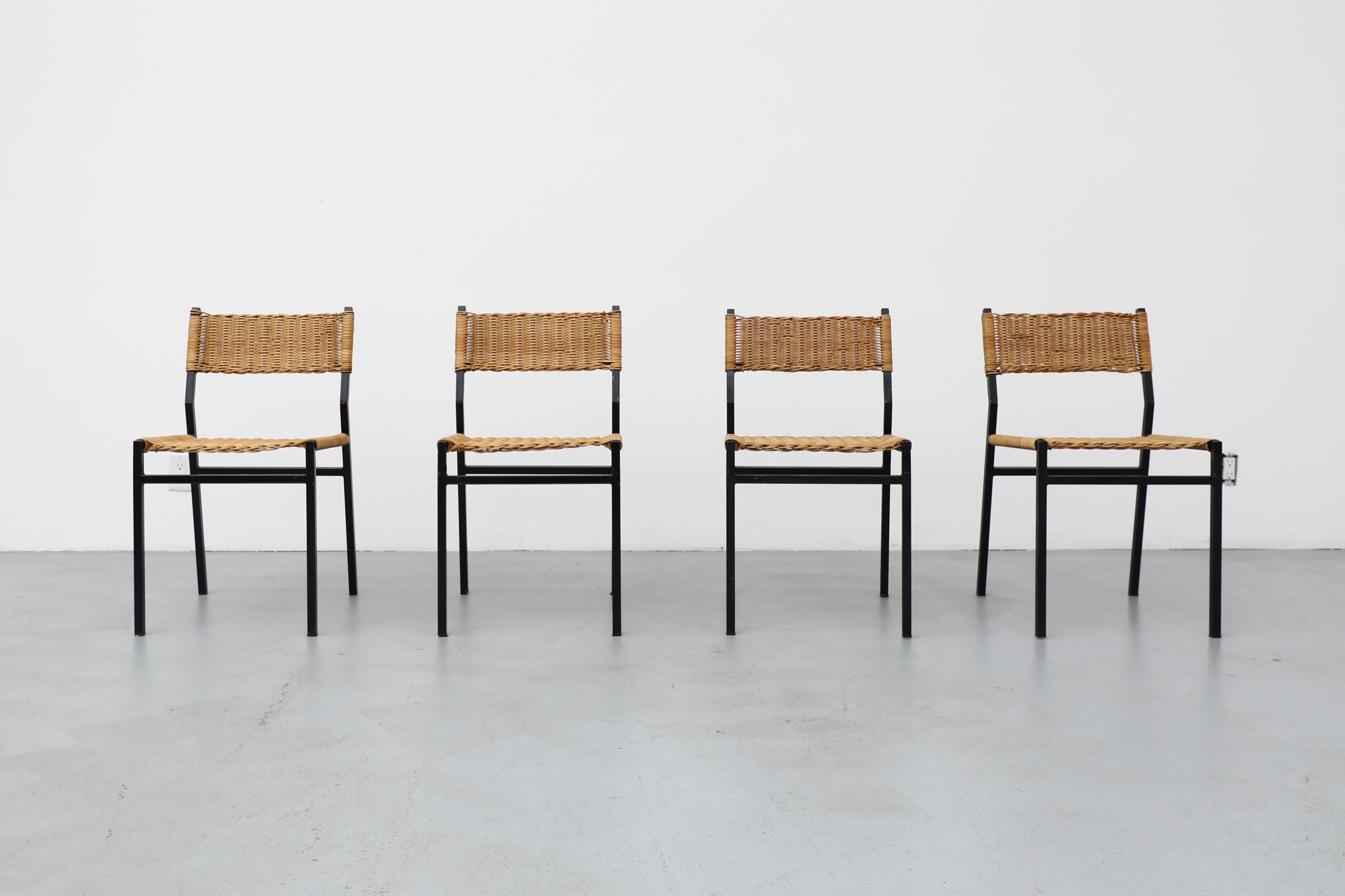 Set di quattro sedie da pranzo in rattan 