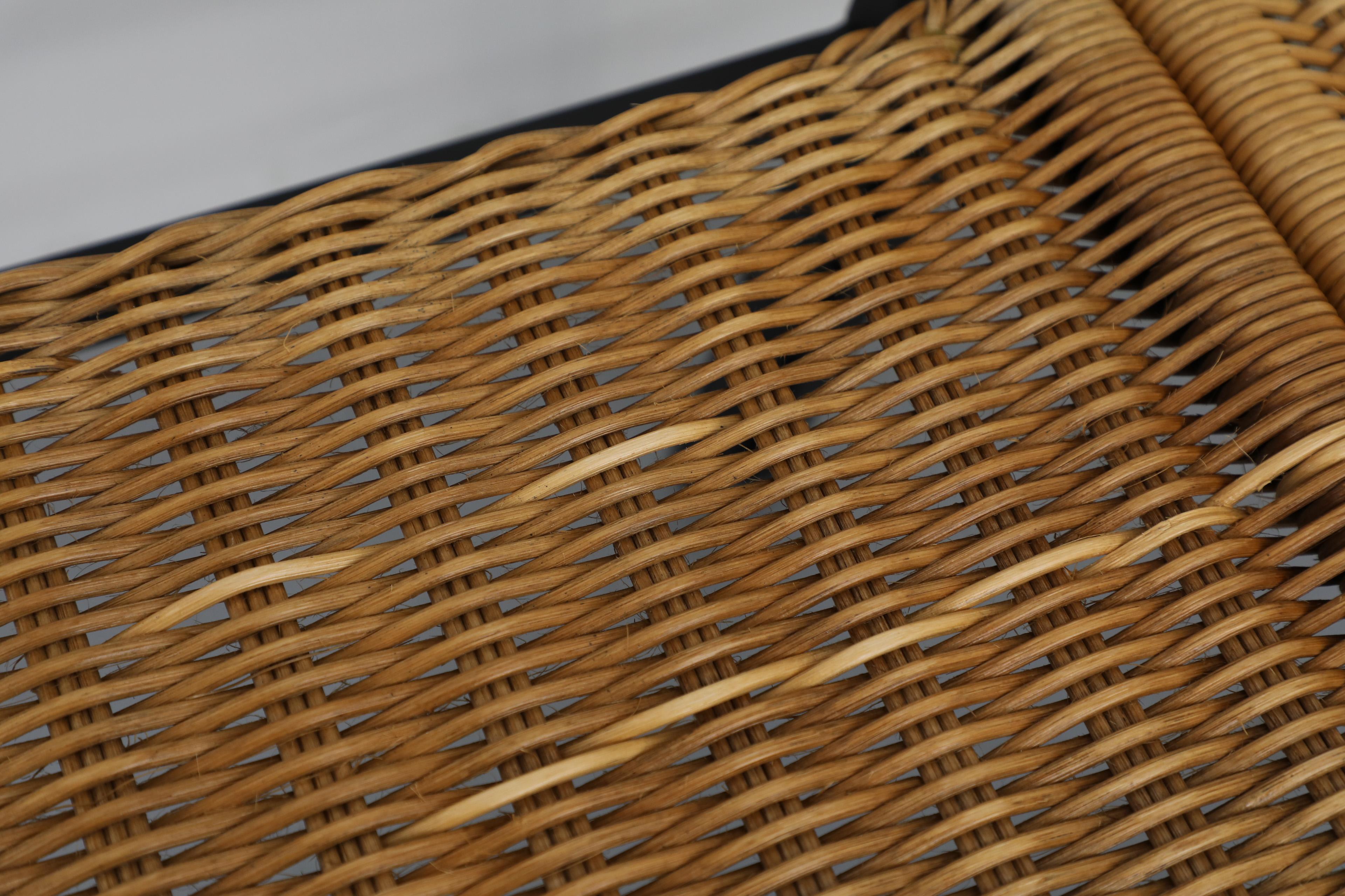 Set di sei sedie da pranzo in rattan 