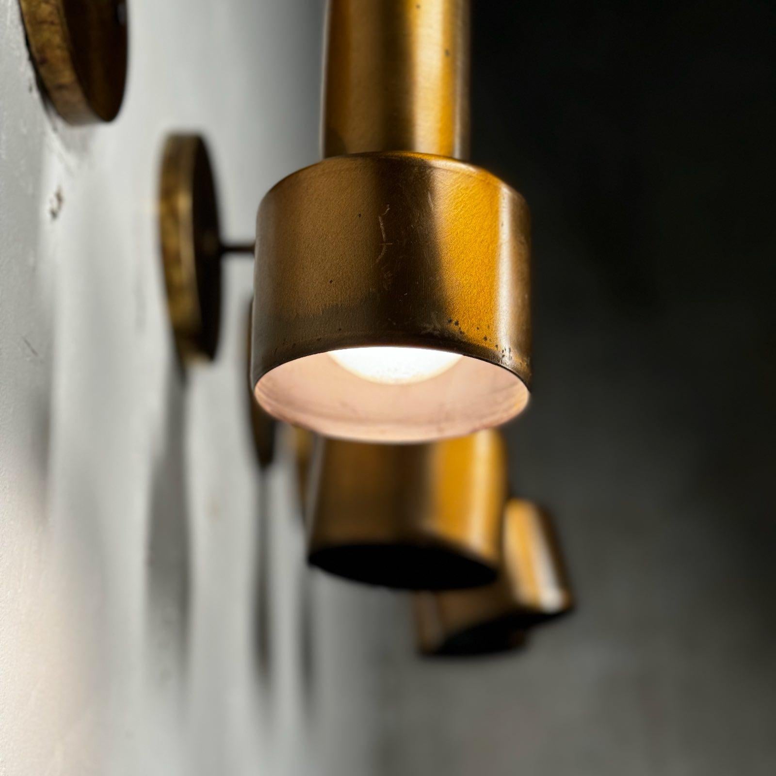 A nice period set of MCM brass pivoting sconce lights with old brass finish , rewired and ready for install .
Cover plate is 5” for electrical box .   These are ready to go.

Salvaged from a home built in 1962 .   Price for 2 .