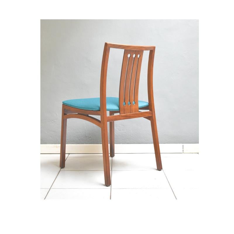 1960, Set of Six Vintage Dining Chairs, Seat in Teal Fabric and Wooden Structure In Good Condition In Milan, IT