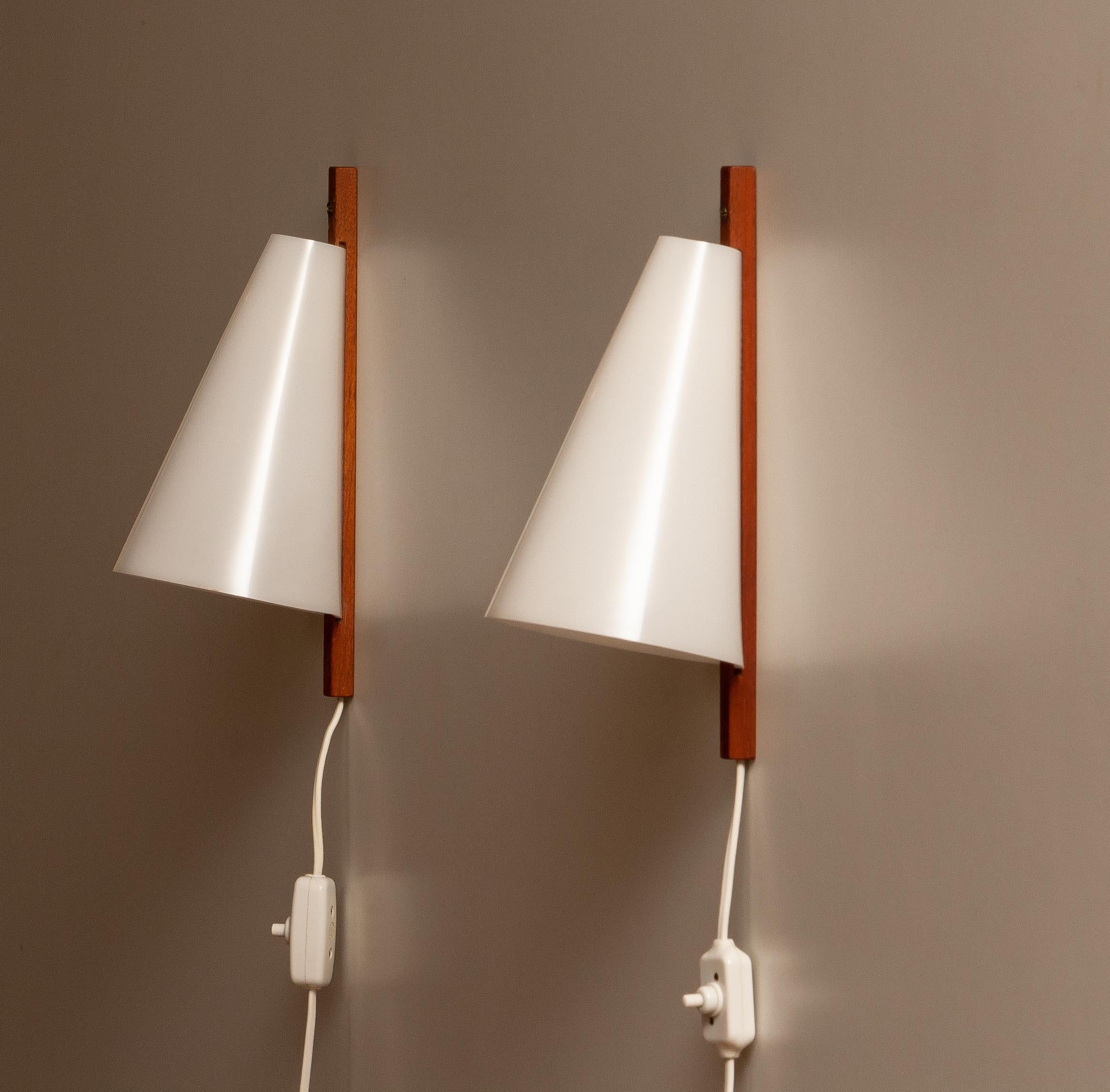 Mid-20th Century 1960 Slim Teak Wall Lights by Uno & Östen Kristiansson for Luxus Vittsjö, Sweden