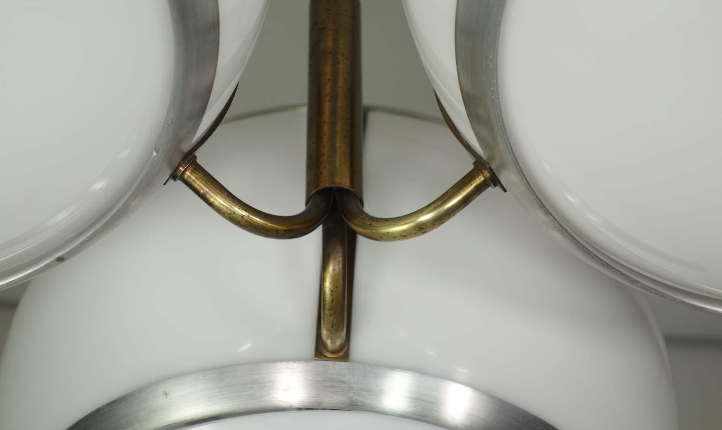 Italiano 1960 Stilux Italian Space AGE Design White Perspex Flush Mount Ceiling Lamp in vendita