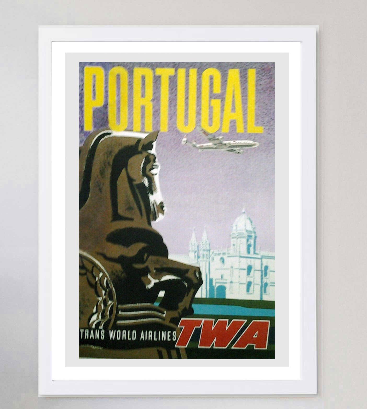 1960 TWA - Portugal Original Vintage Poster In Good Condition For Sale In Winchester, GB