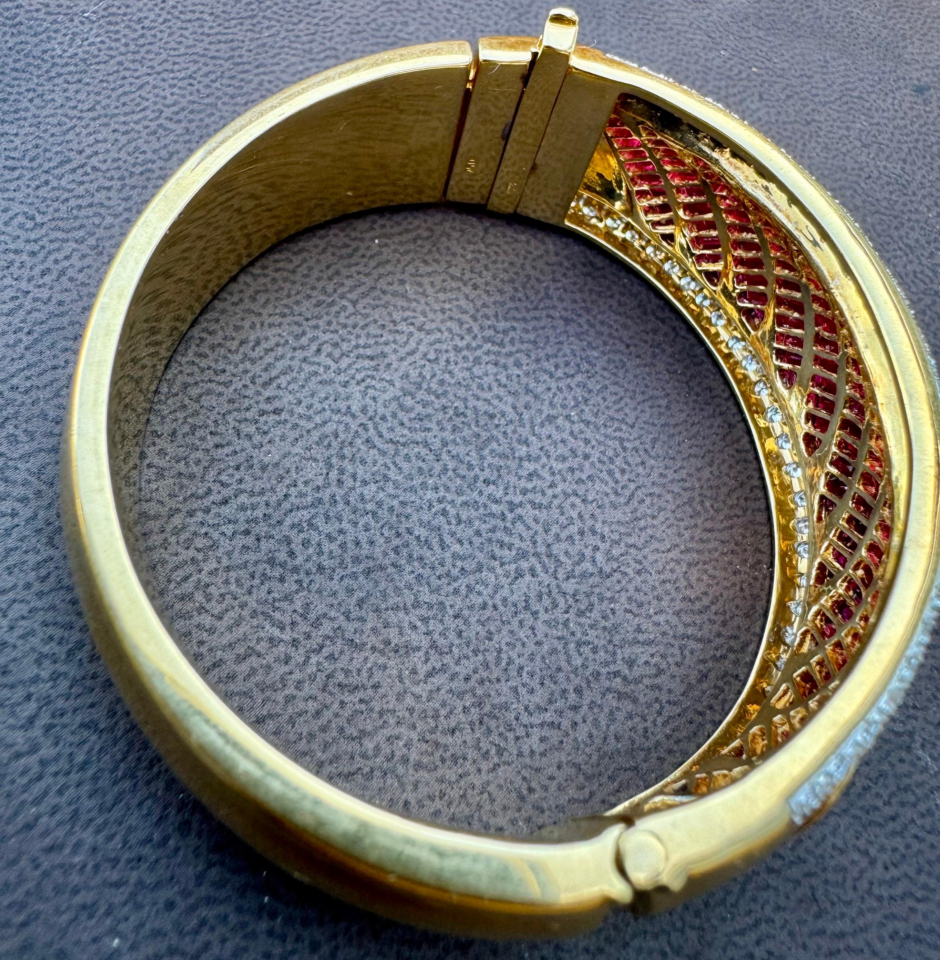1960 Vintage By 16 Karat Burma Rubin & 6 Karat Diamanten 18 Kt Gelbgold 109 Gramm Armreif im Angebot 11