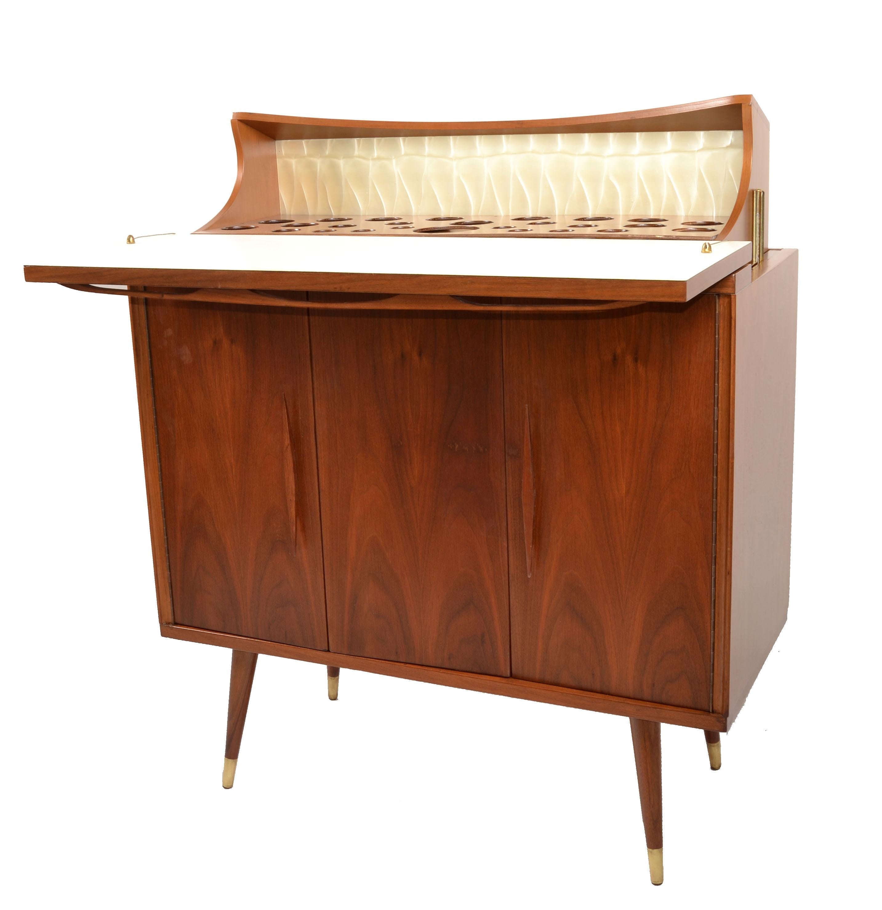 Hand-Crafted 1960 Walnut Dry Bar Drinks Cabinet Pull Up Bottle Glass Top Mid-Century Modern   For Sale