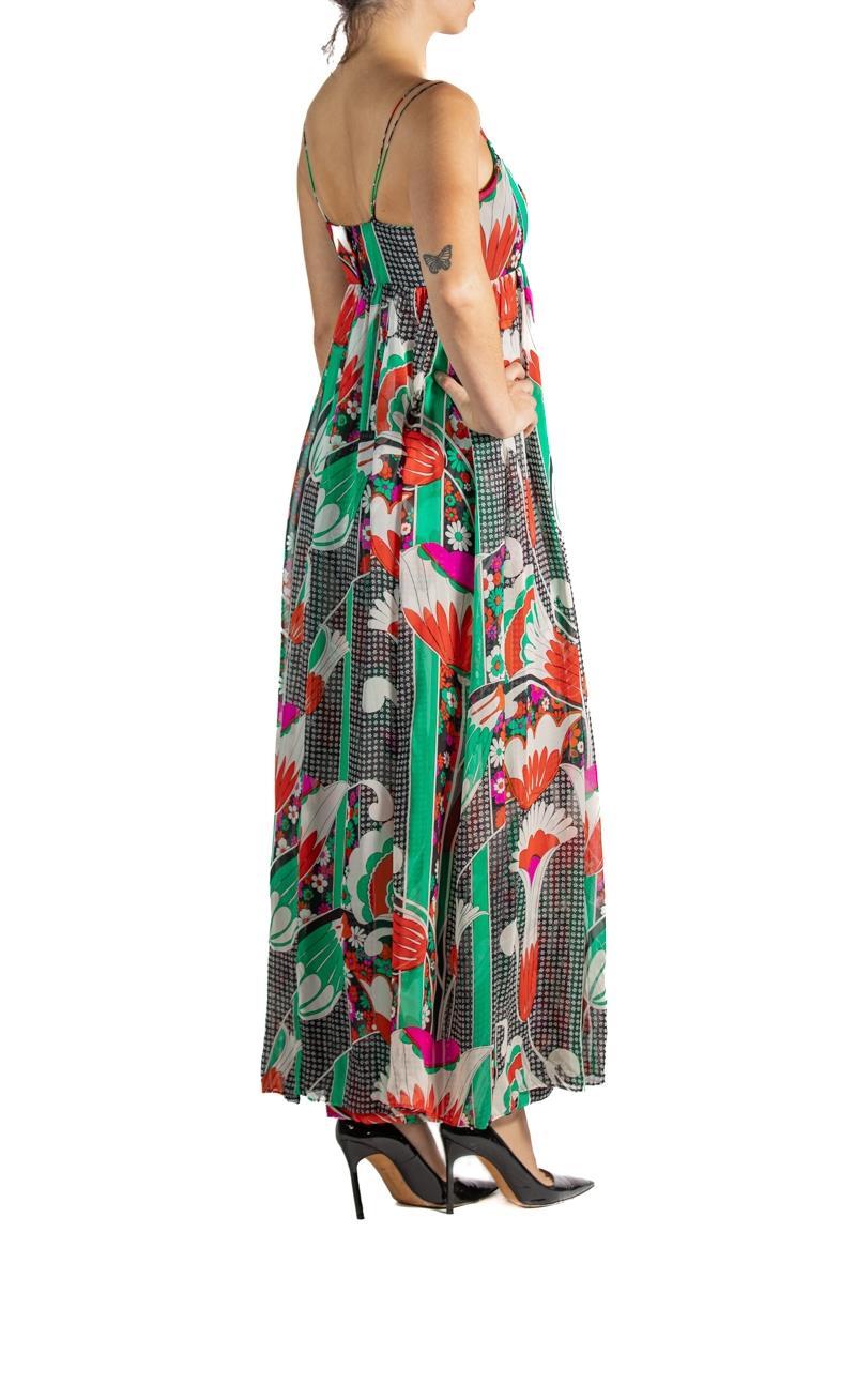 19601960S Green & Black Printed Silk Empire Waist  Dress In Excellent Condition For Sale In New York, NY