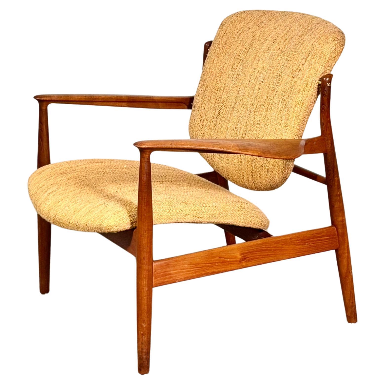 1960ies FD136 lounge chair designed by Finn Juhl for France & Søn