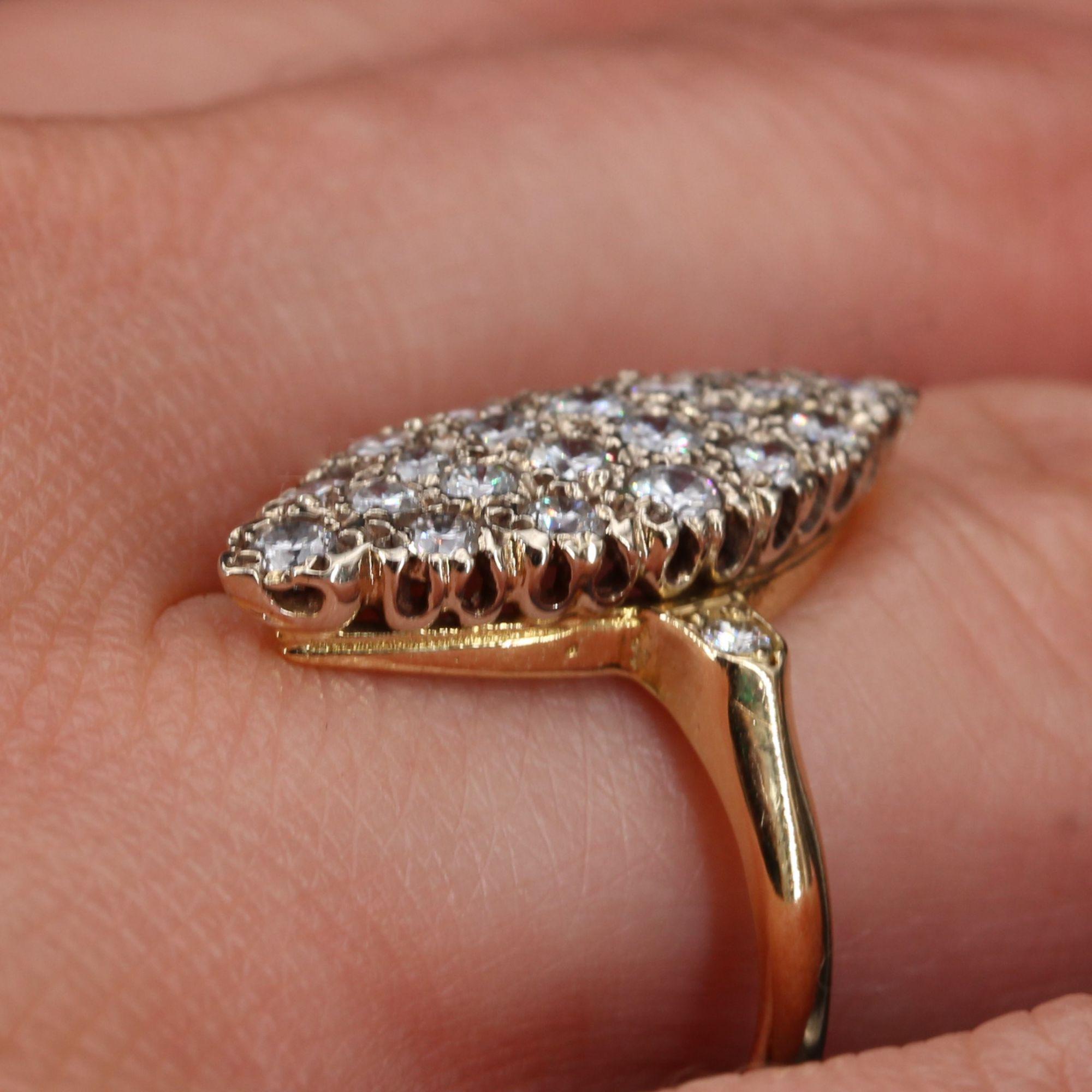 1960s 0.70 Carat Diamonds 18 Karat Yellow Gold Shuttle Shape Retro Ring For Sale 1