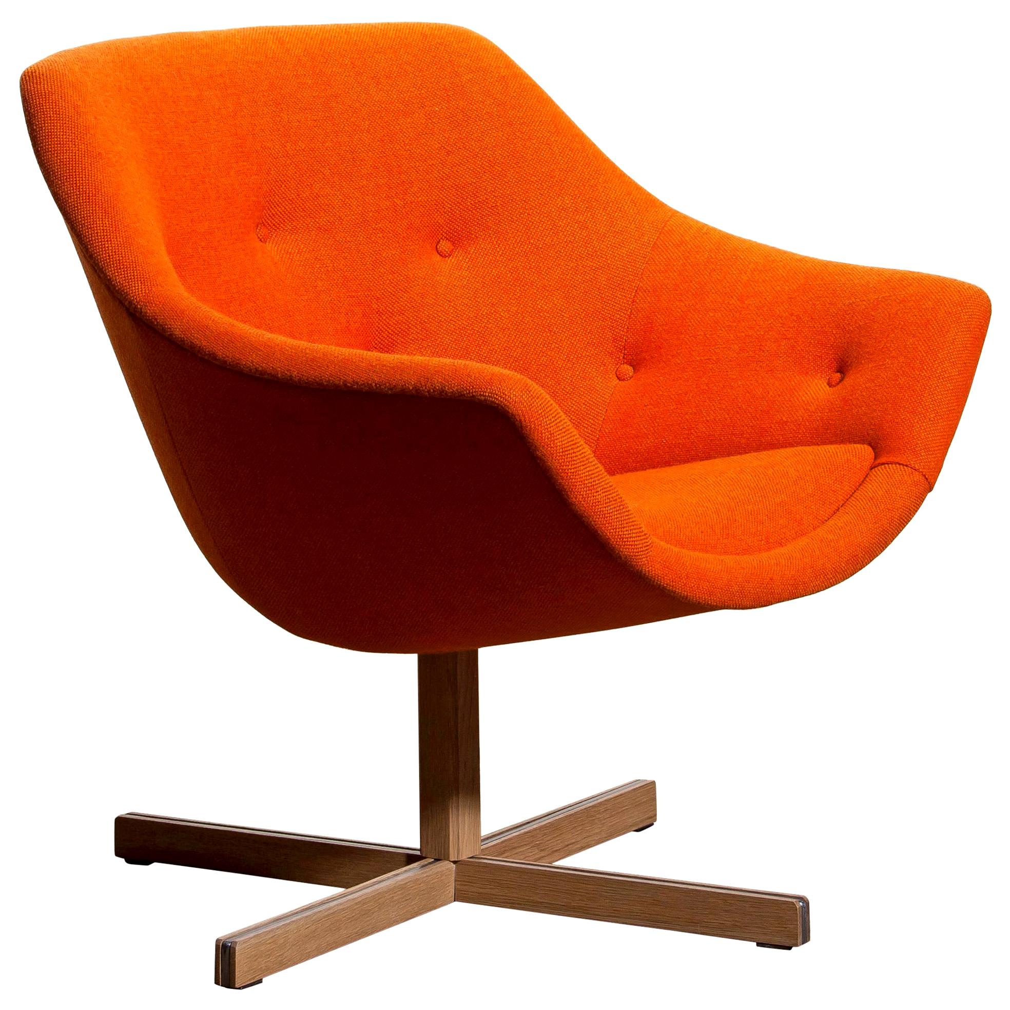 1960s, 1 'Mandarini' Swivel Armchair by Carl Gustaf Hiort and Nanna Ditzel