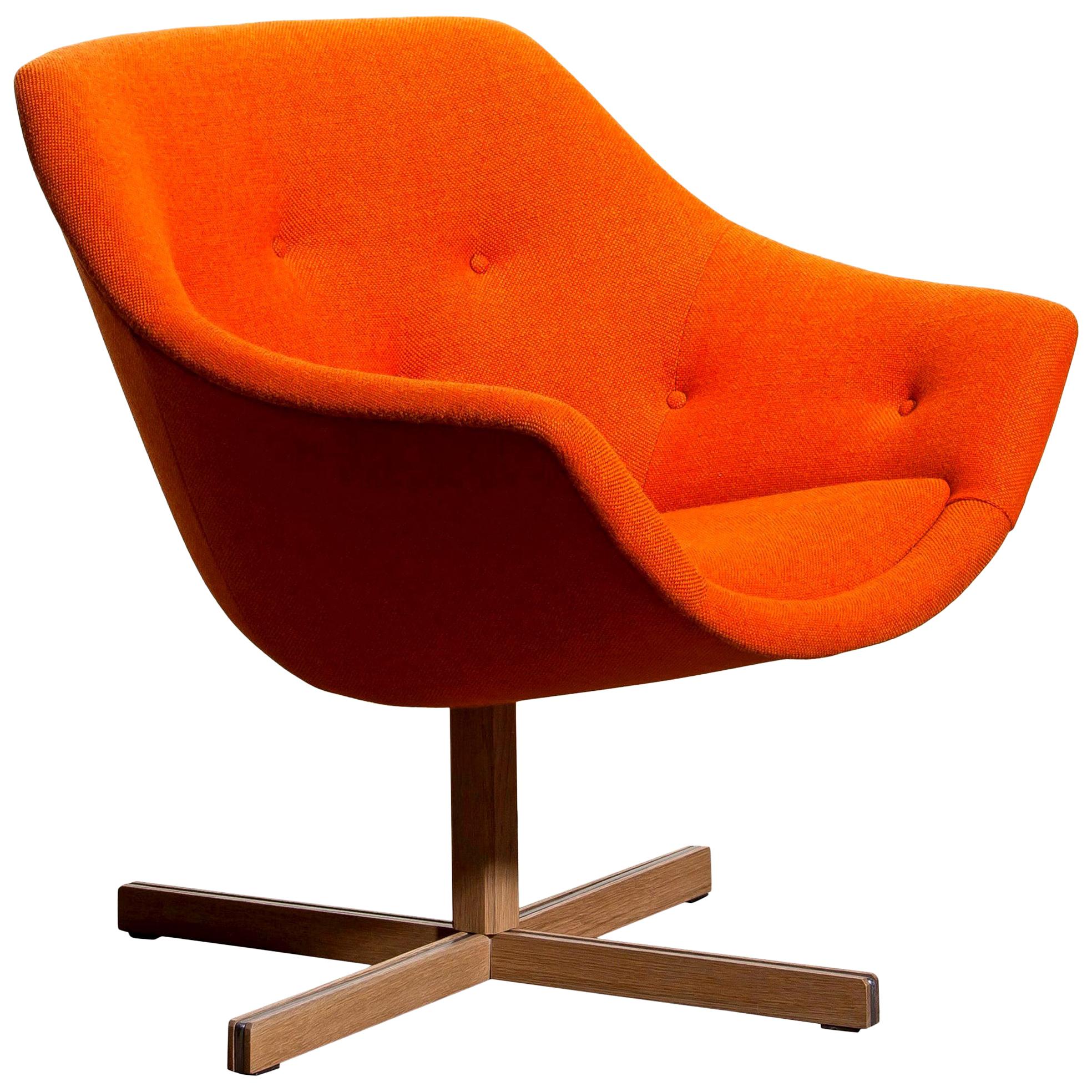 1960s, 1 'Mandarini' Swivel Armchair by Carl Gustaf Hiort and Nanna Ditzel