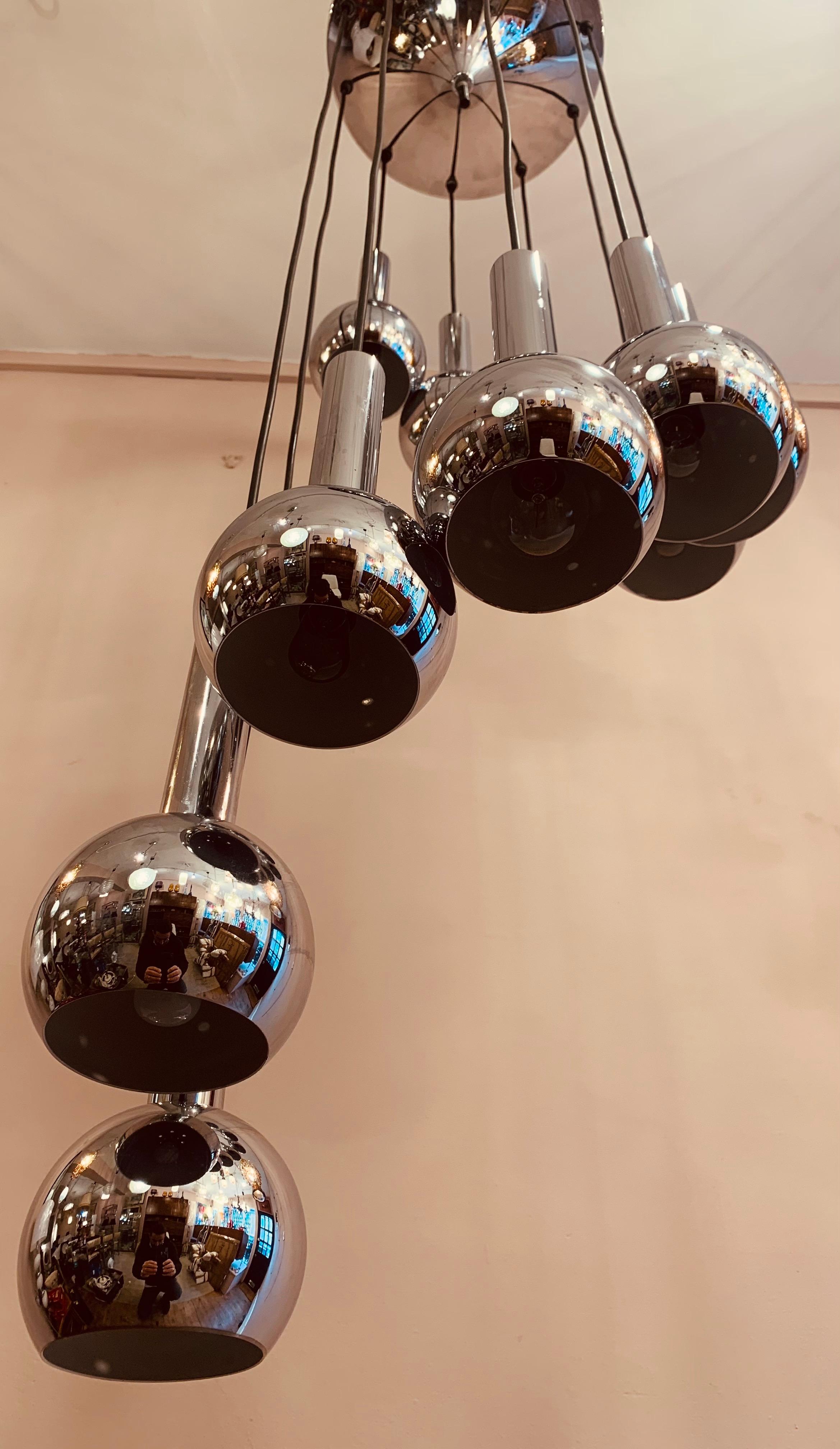20th Century 1960s 10 Chrome Ball Shade Cascading Pendant Hanging Light Chandelier
