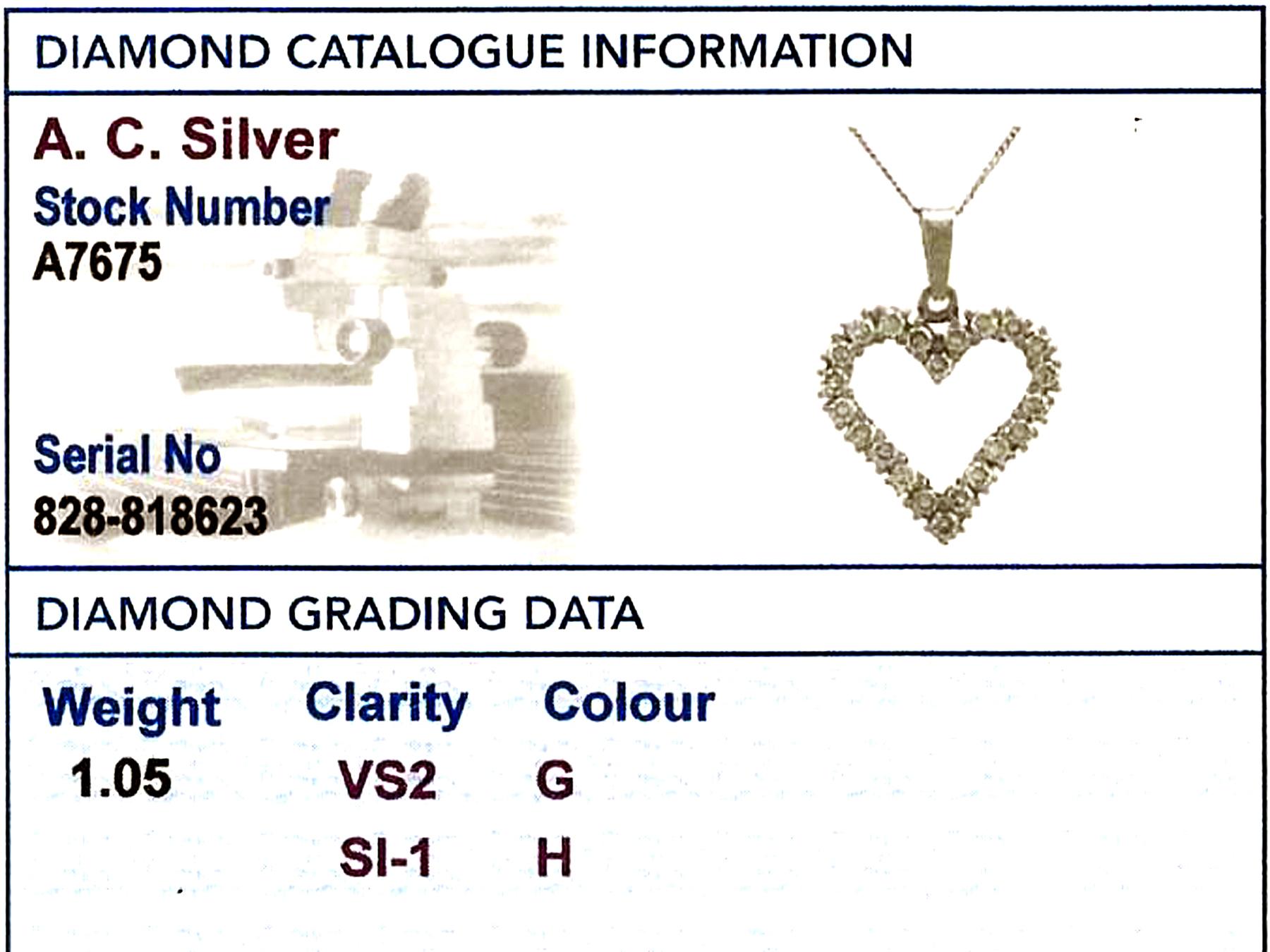 1960s 1.05 Carat Diamond and White Gold Heart Pendant 3