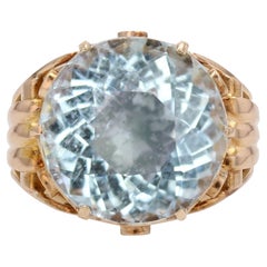 1960s 10.63 Carats Aquamarine 18 Karat Yellow Gold Cocktail Ring