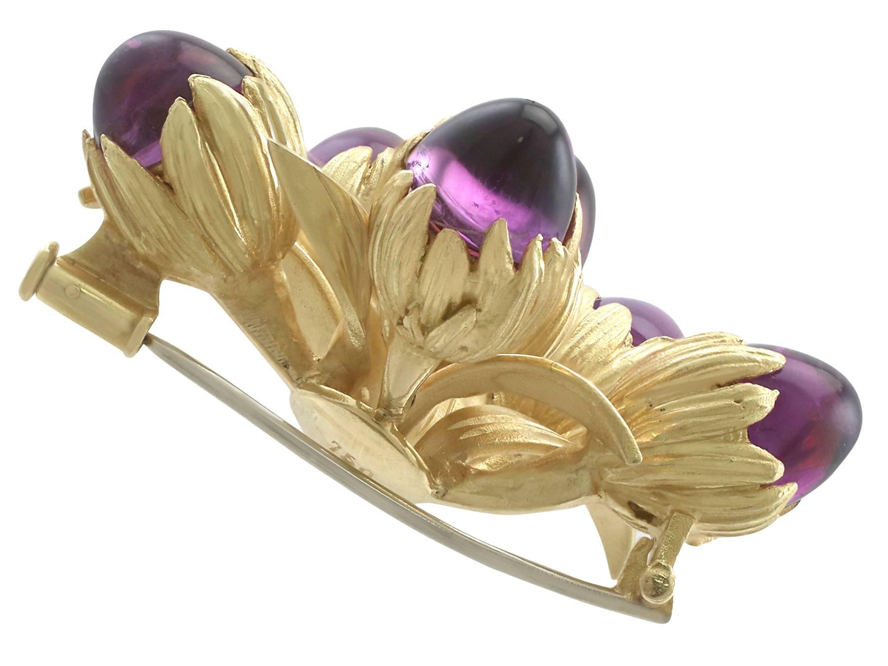 1960s 11.20 Carat Amethyst and Yellow Gold Brooch In Excellent Condition In Jesmond, Newcastle Upon Tyne