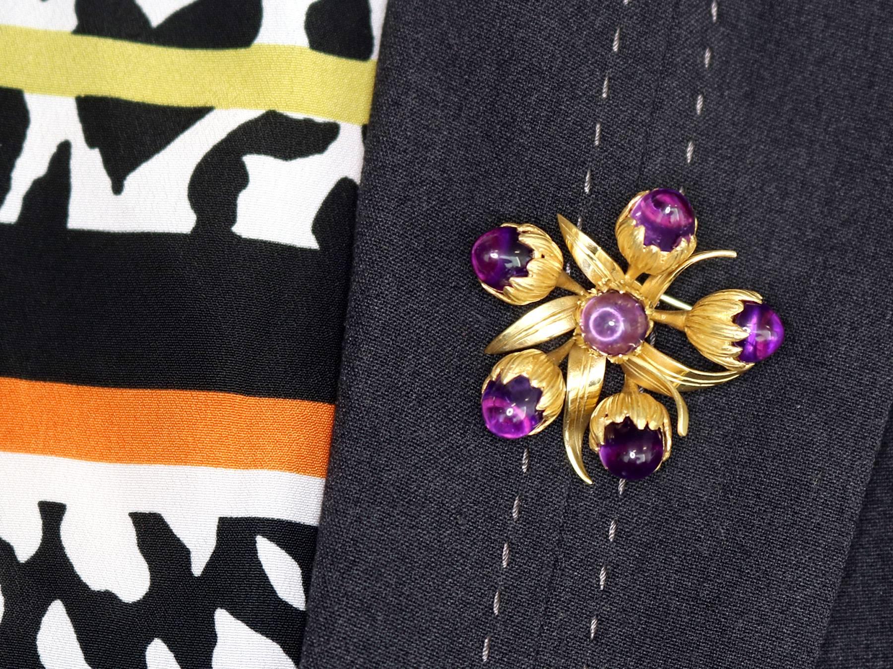 1960s 11.20 Carat Amethyst and Yellow Gold Brooch 4
