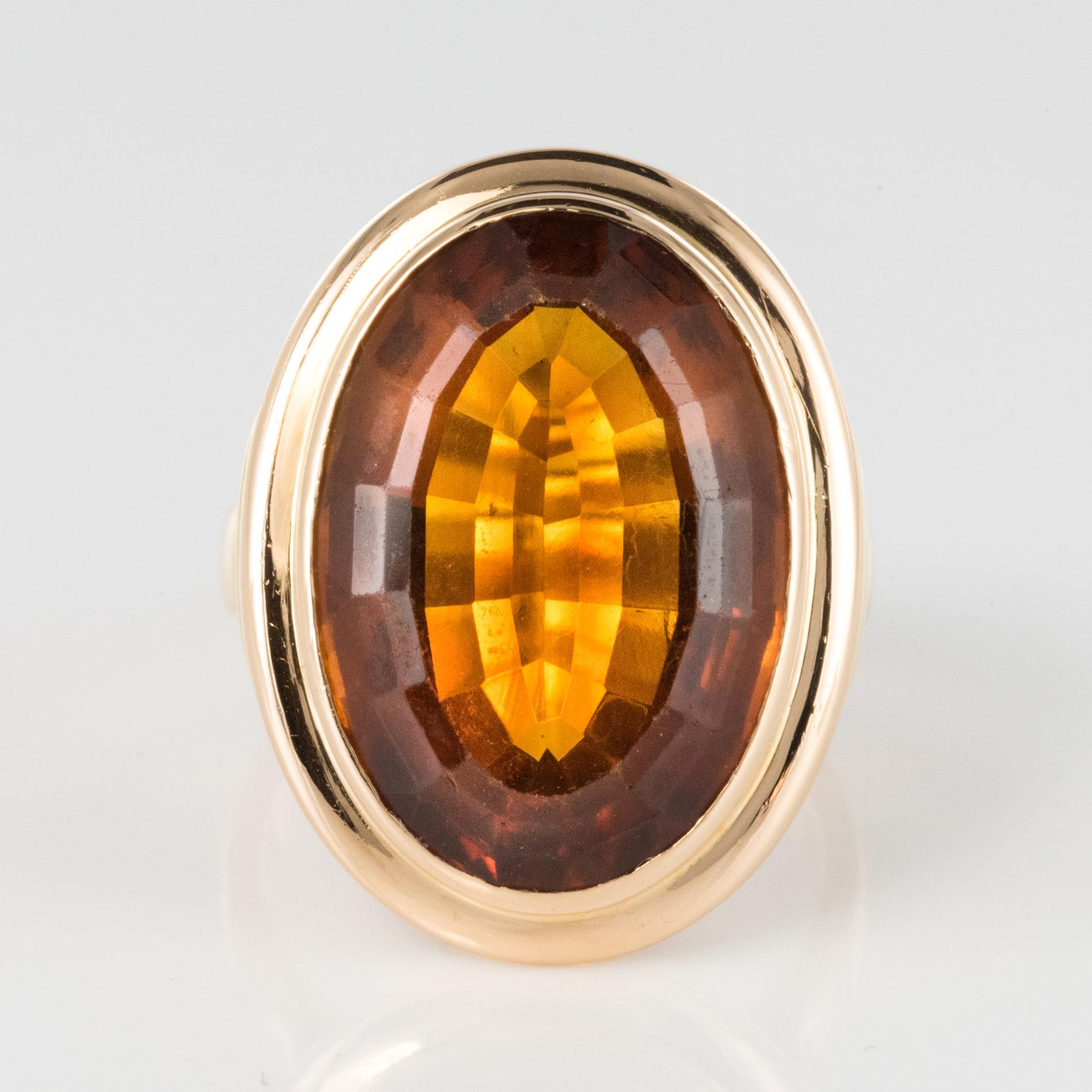 1960s 11.50 Carat Citrine 18 Karat Yellow Gold Retro Ring For Sale 5