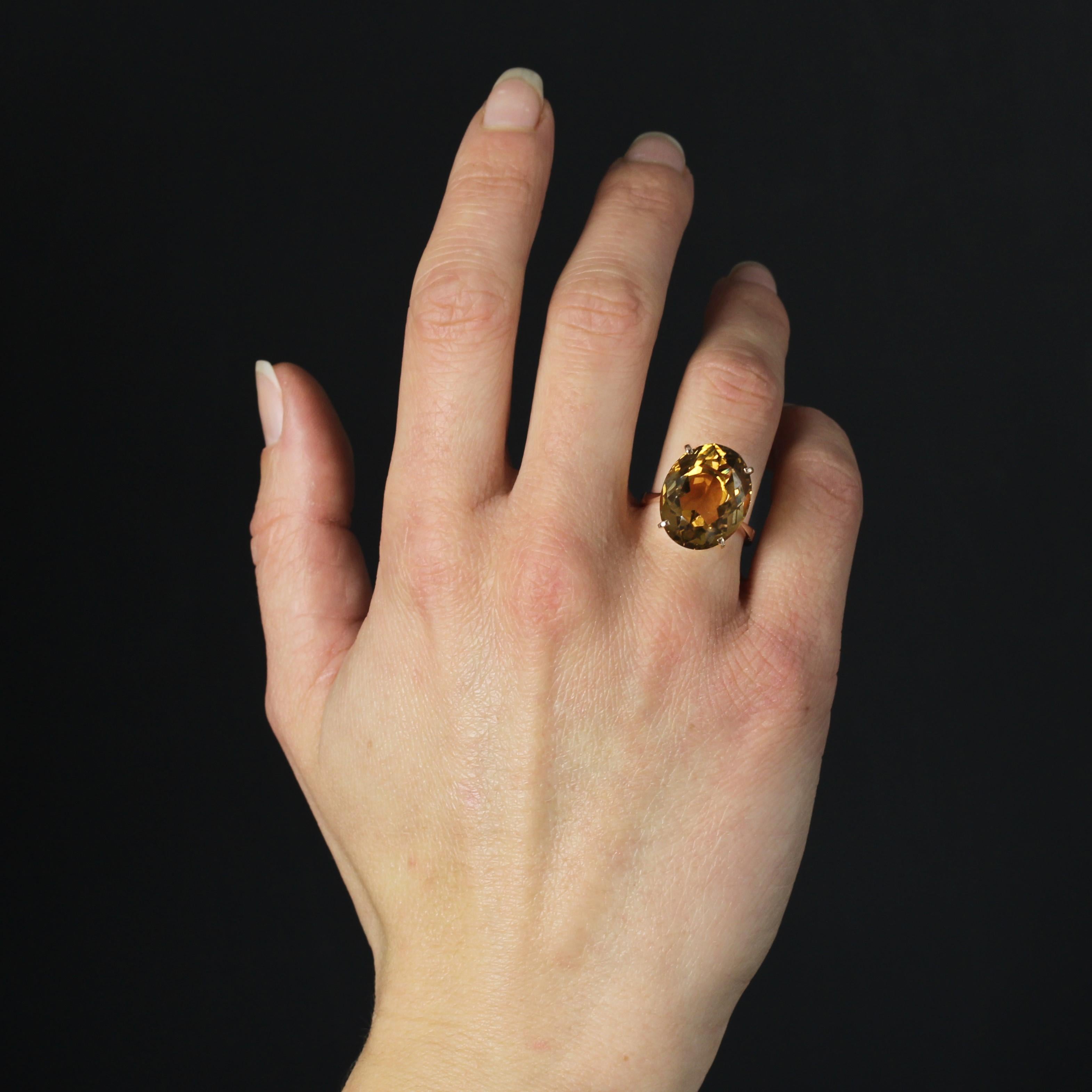 Oval Cut 1960s 12 Carats Citrine 18 Karat Yellow Gold Cocktail Ring For Sale