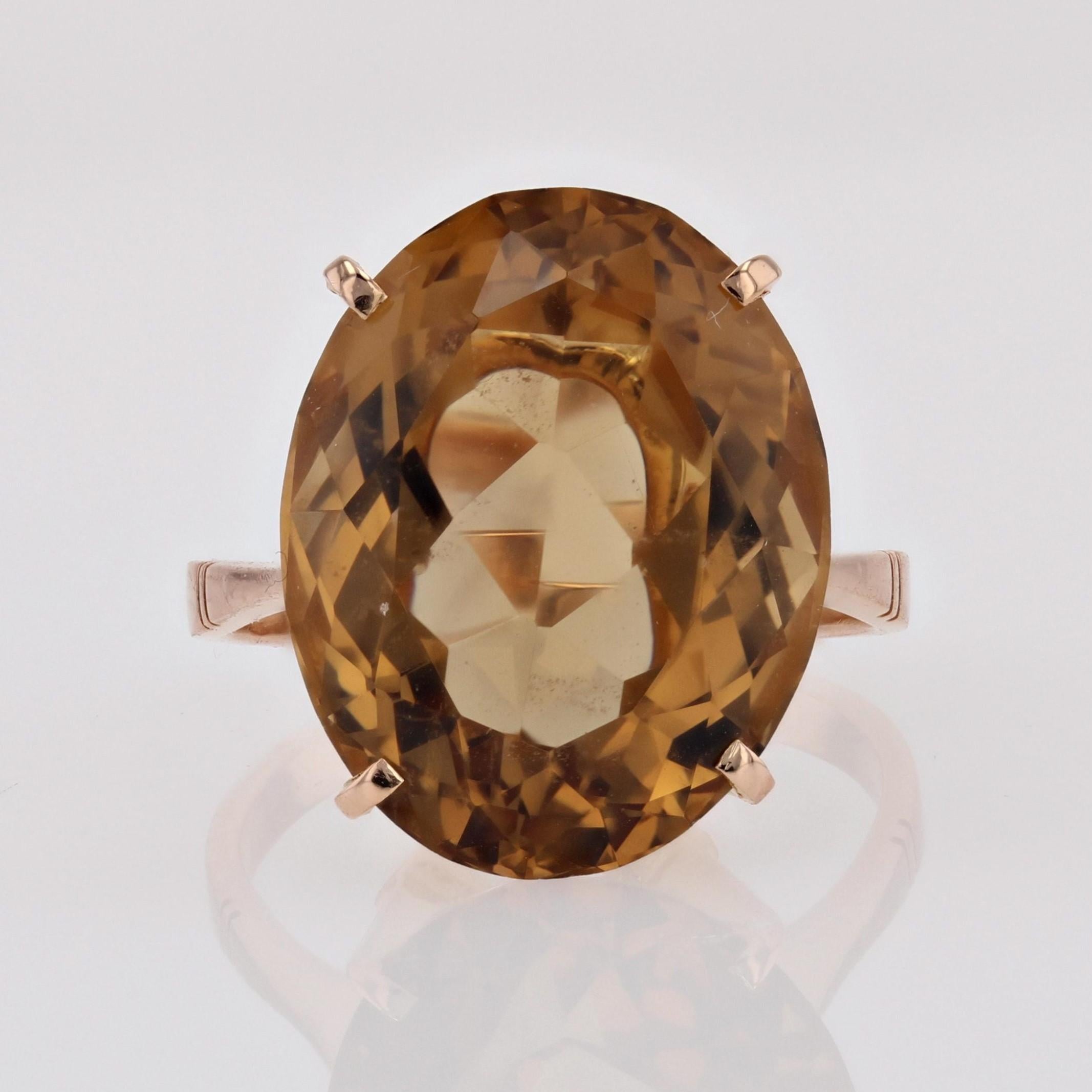 1960s 12 Carats Citrine 18 Karat Yellow Gold Cocktail Ring For Sale 2