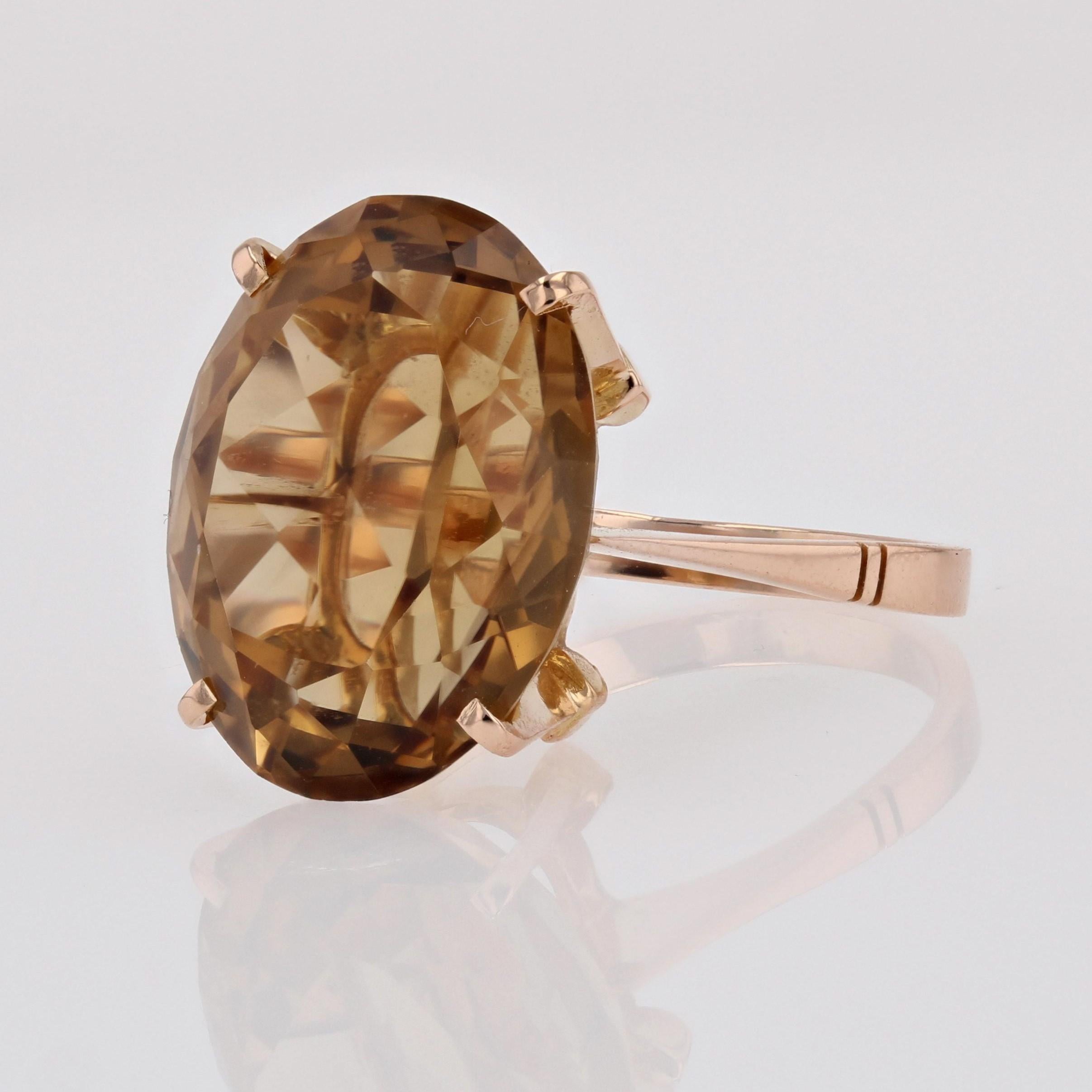 1960s 12 Carats Citrine 18 Karat Yellow Gold Cocktail Ring For Sale 3