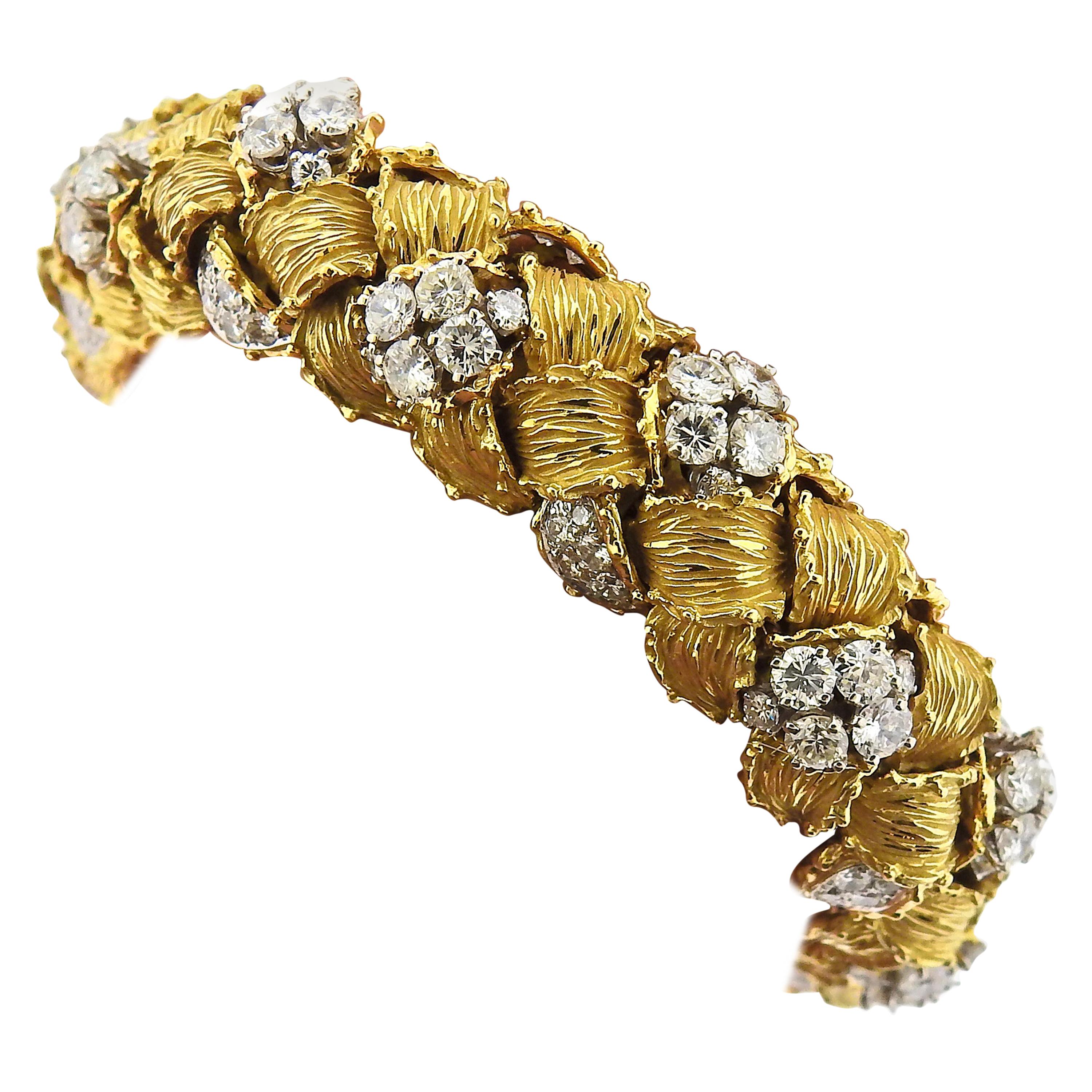1960s 13 Carat Diamond 18 Karat Gold Bracelet