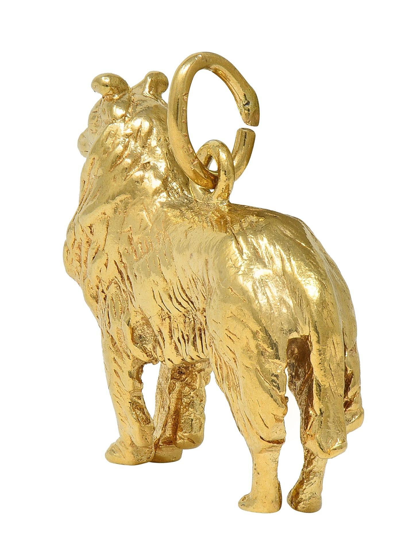 Moderne 1960's Or jaune 14 carats Pendentif Chien Colli Vintage en vente