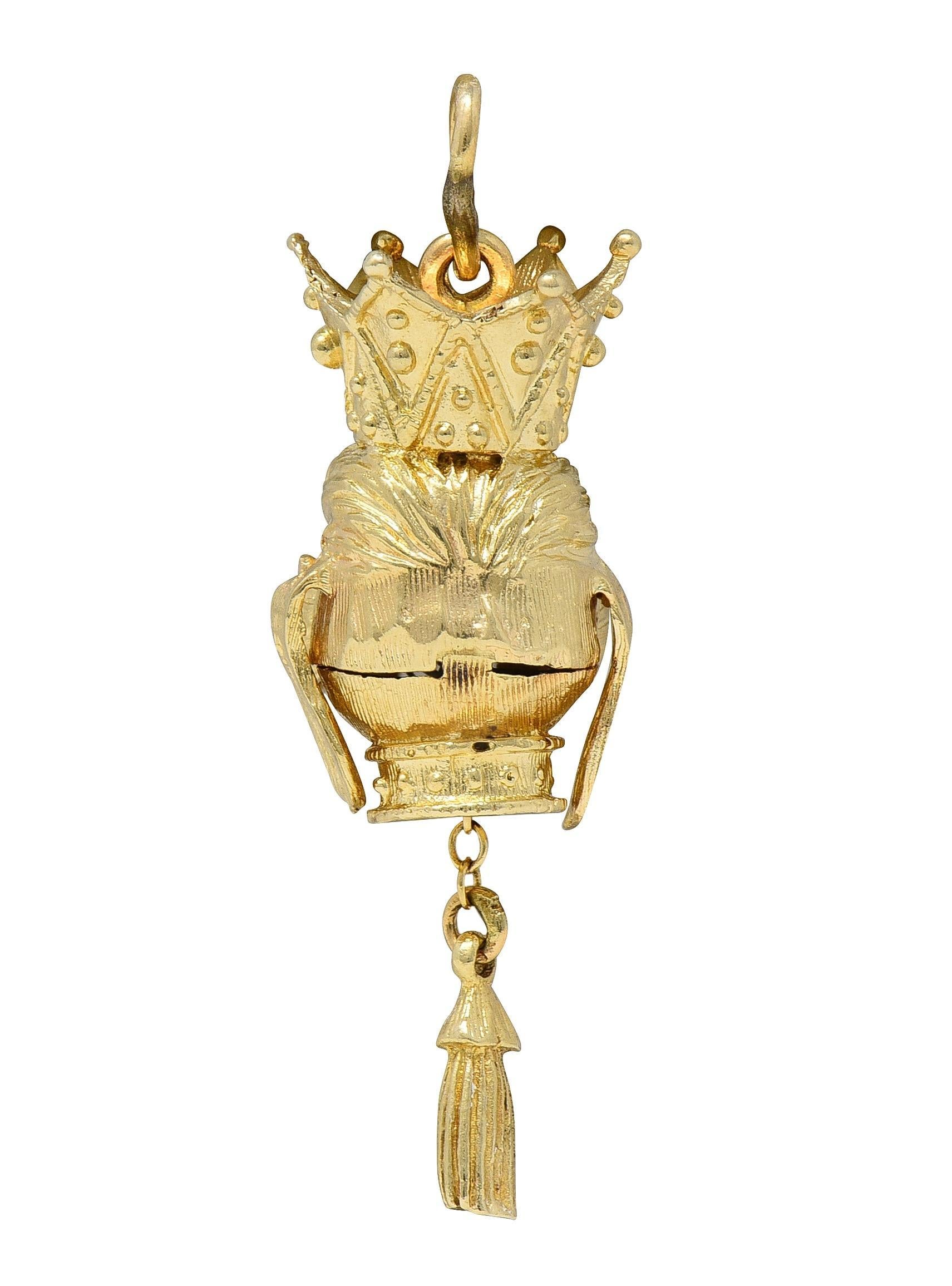 1960's 14 Karat Yellow Gold Vintage Crowned Dog Pendant Charm In Excellent Condition For Sale In Philadelphia, PA