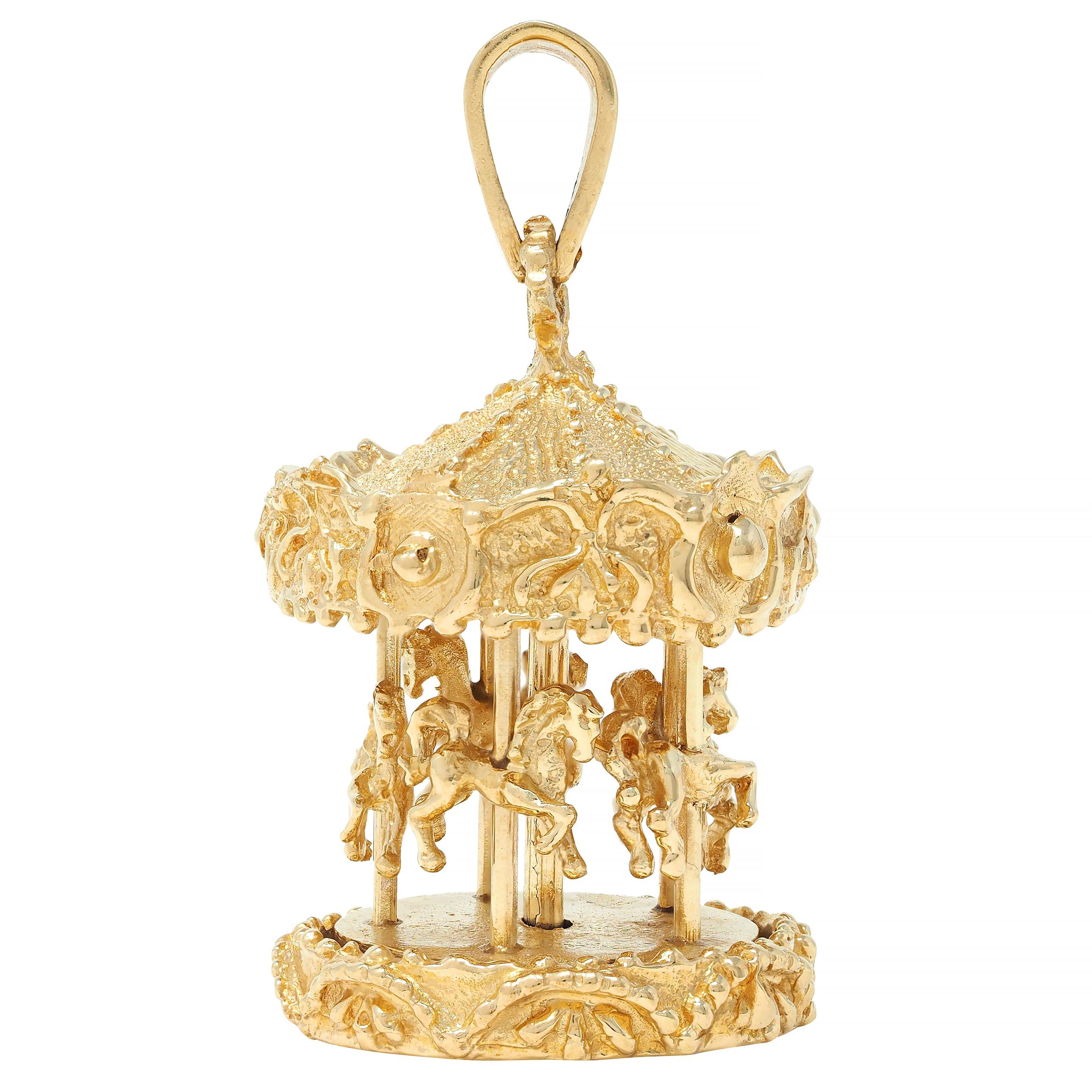 Classical Roman 1960's 14 Karat Yellow Gold Vintage Spinning Carousel Pendant For Sale