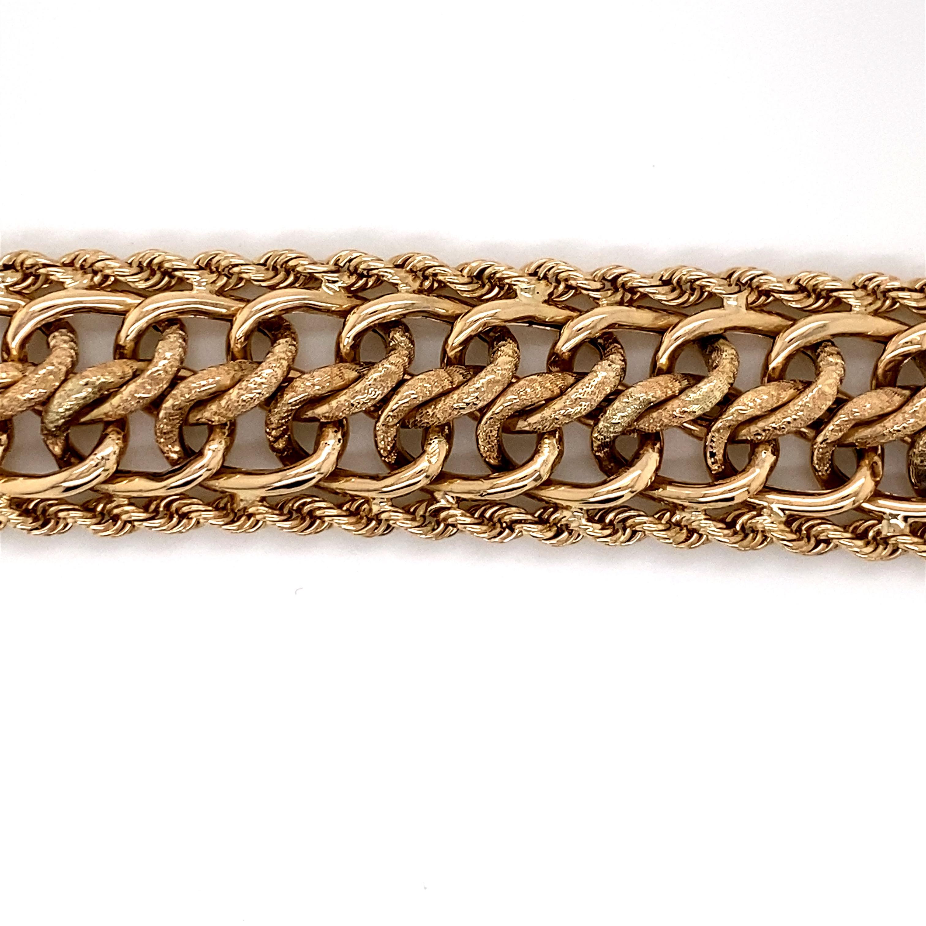 1960s 14 Karat Yellow Gold Wide Charm Link Bracelet with Rope Edge In Good Condition For Sale In Boston, MA
