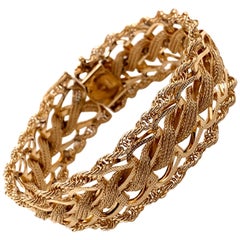 1960s 14 Karat Yellow Gold Woven Wheat Link with Rope Edge Wide Charm Bracelet