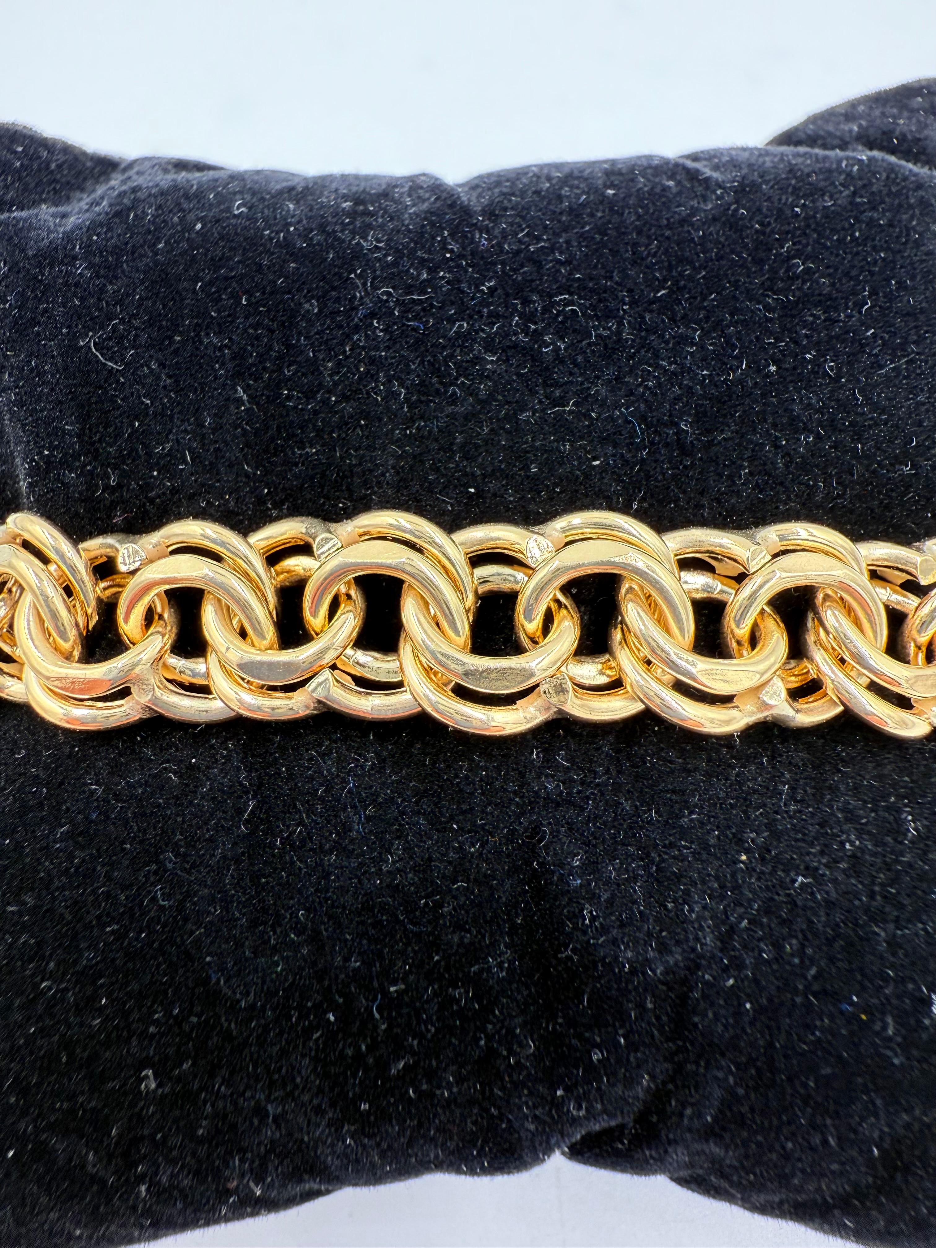 1960s Bracelet à breloques en or jaune 14k Unisexe en vente