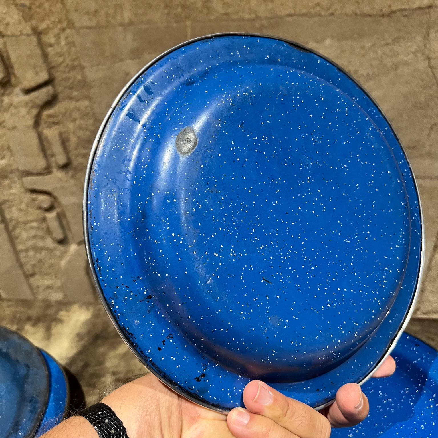 1960s Speckled Blue 15 Enamelware Plates Camping Dinnerware Mexico For Sale 1