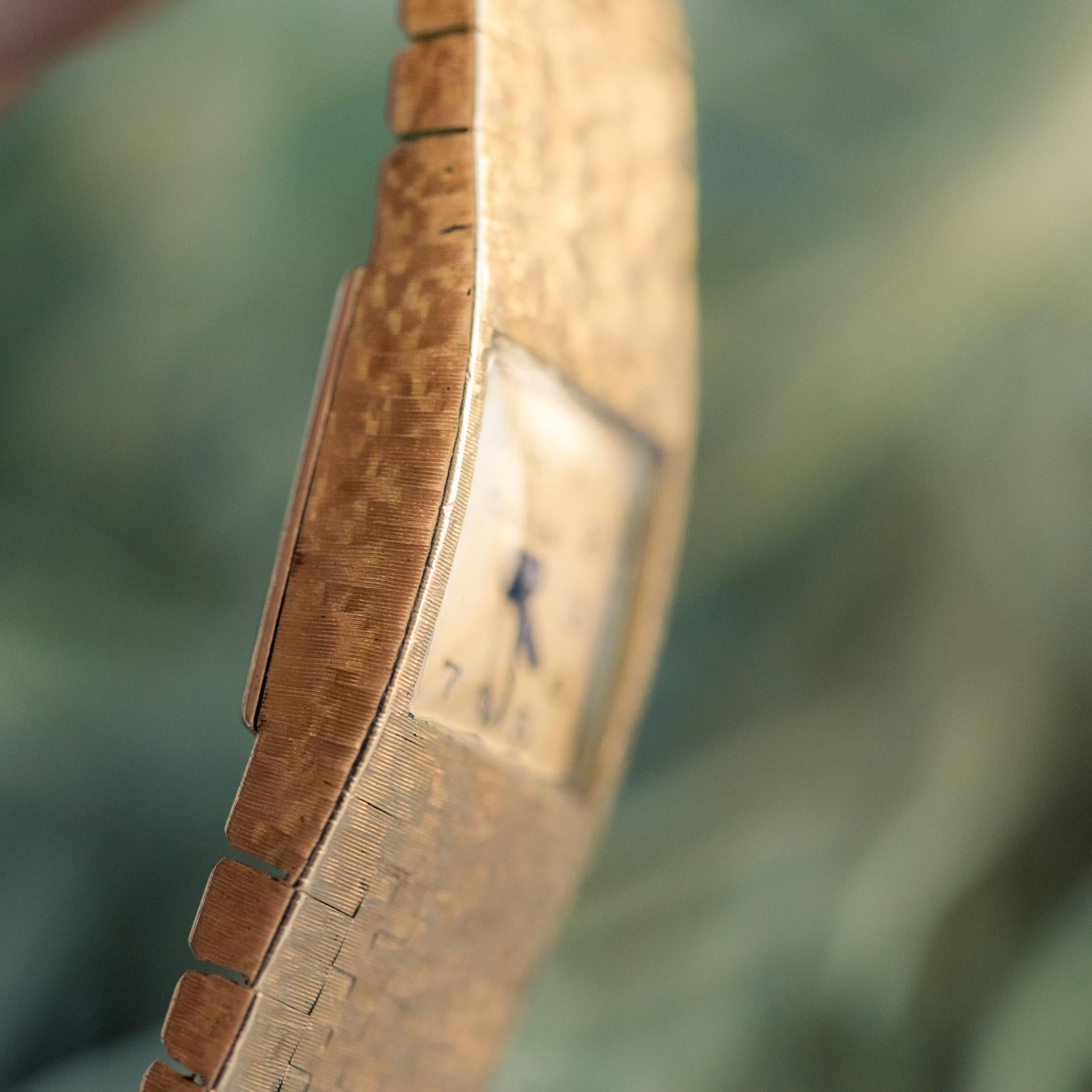 1960er Jahre 18 Karat Amati Gelbgold Omega Damenuhr 3