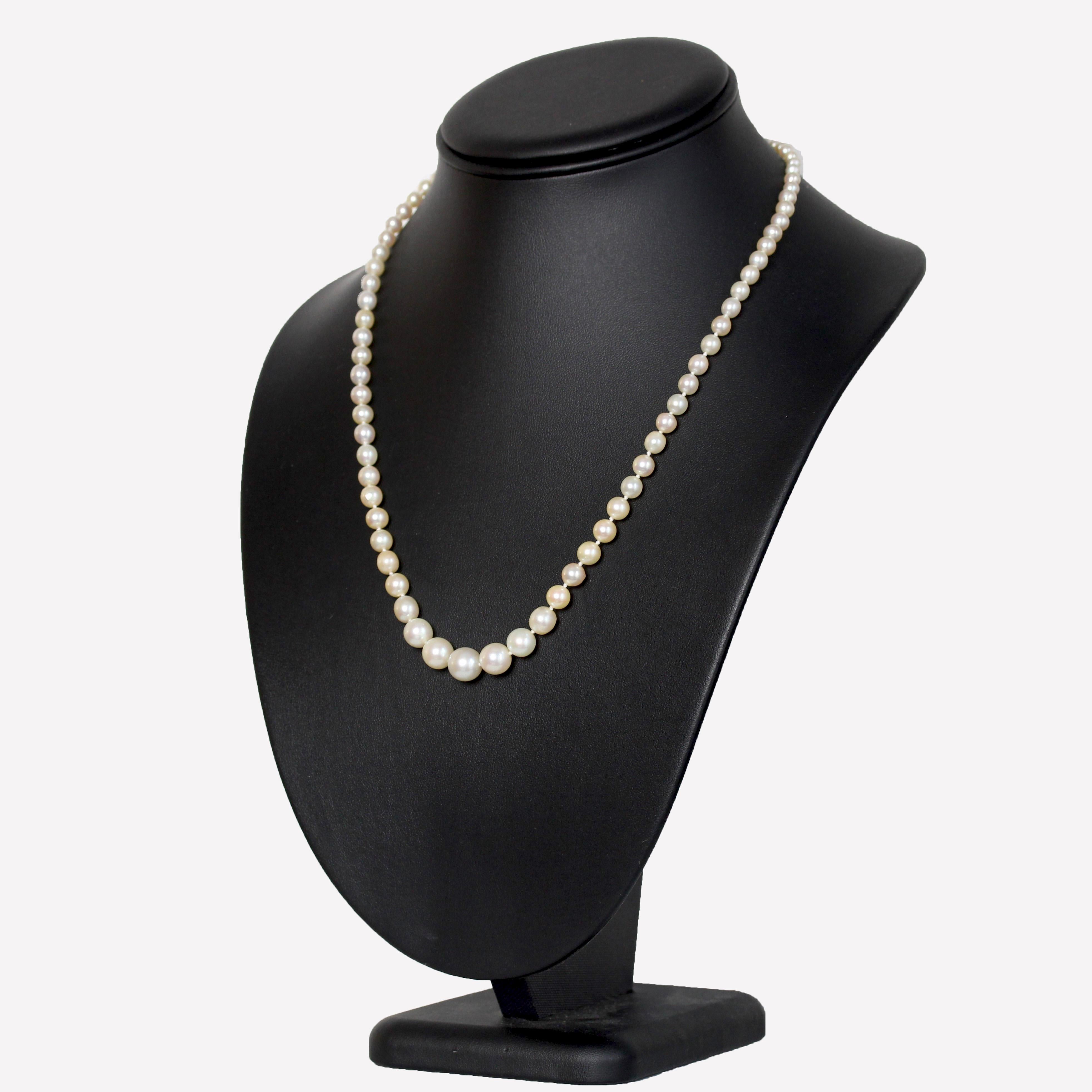 Collana di perle coltivate in oro giallo 18 carati del 1960 in vendita 5