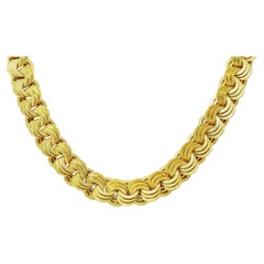 1960s 18 Karat Yellow Gold Etched Triple Curb Link Vintage Unisex Chain Necklace
