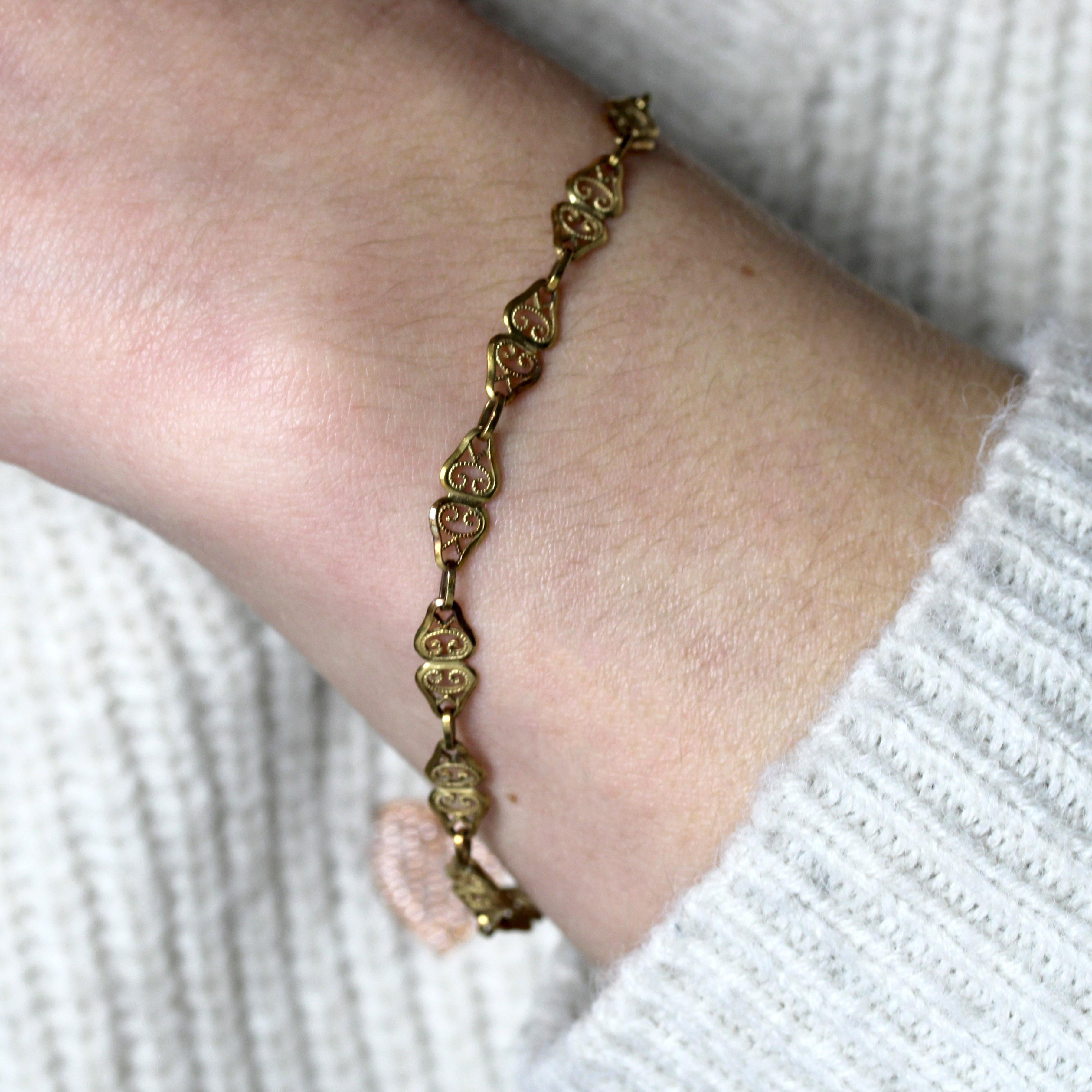 1960s 18 Karat Yellow Gold Filigree Links Bracelet 1