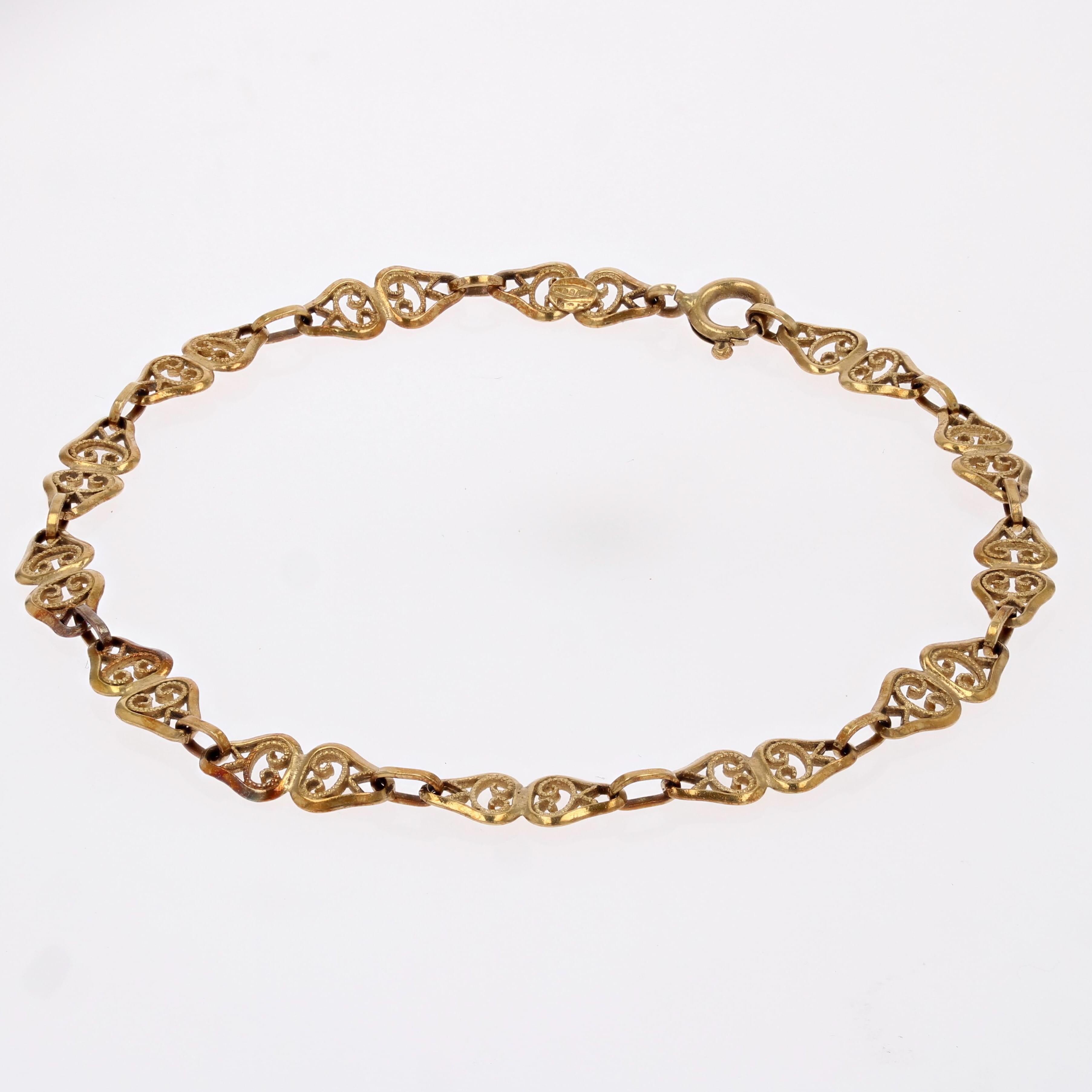 1960s 18 Karat Yellow Gold Filigree Links Bracelet 3