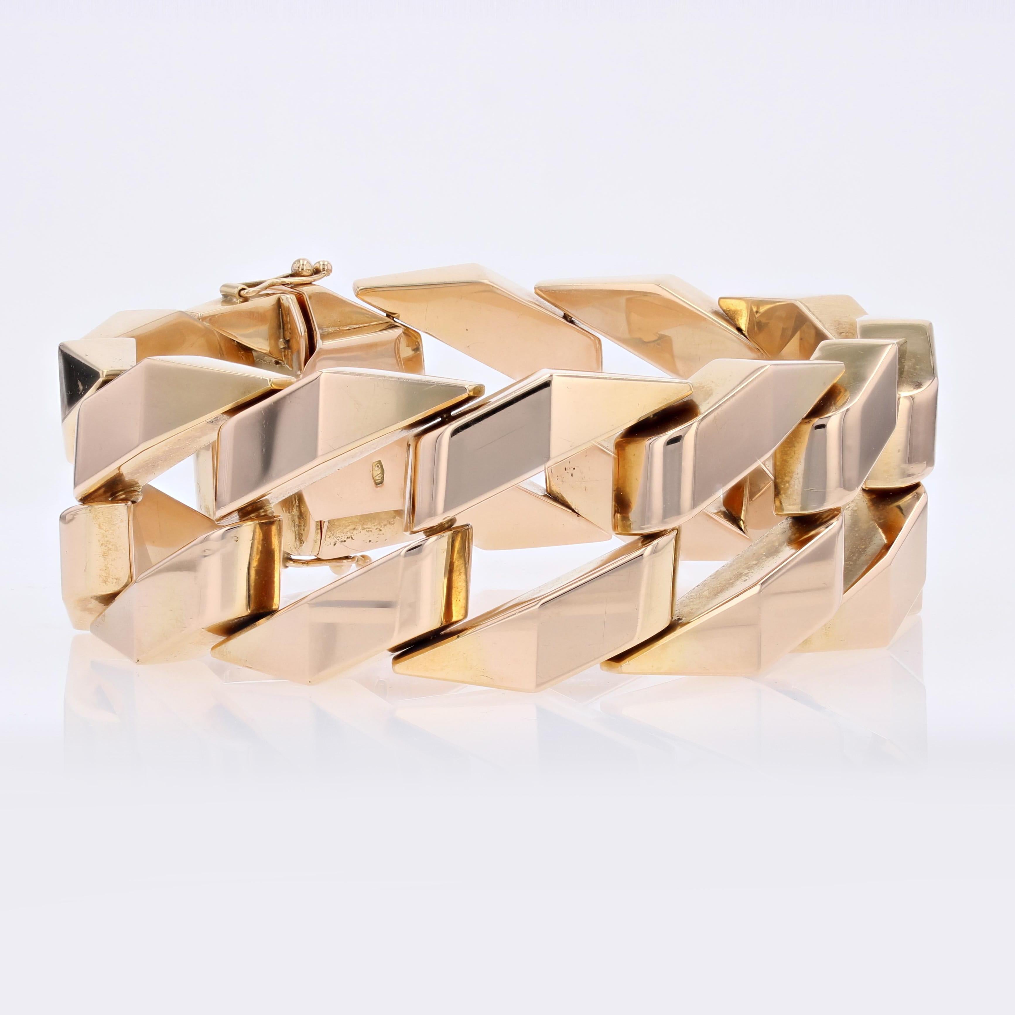 1960s 18 Karat Yellow Gold Geometric Curb Chain Large Bracelet 1