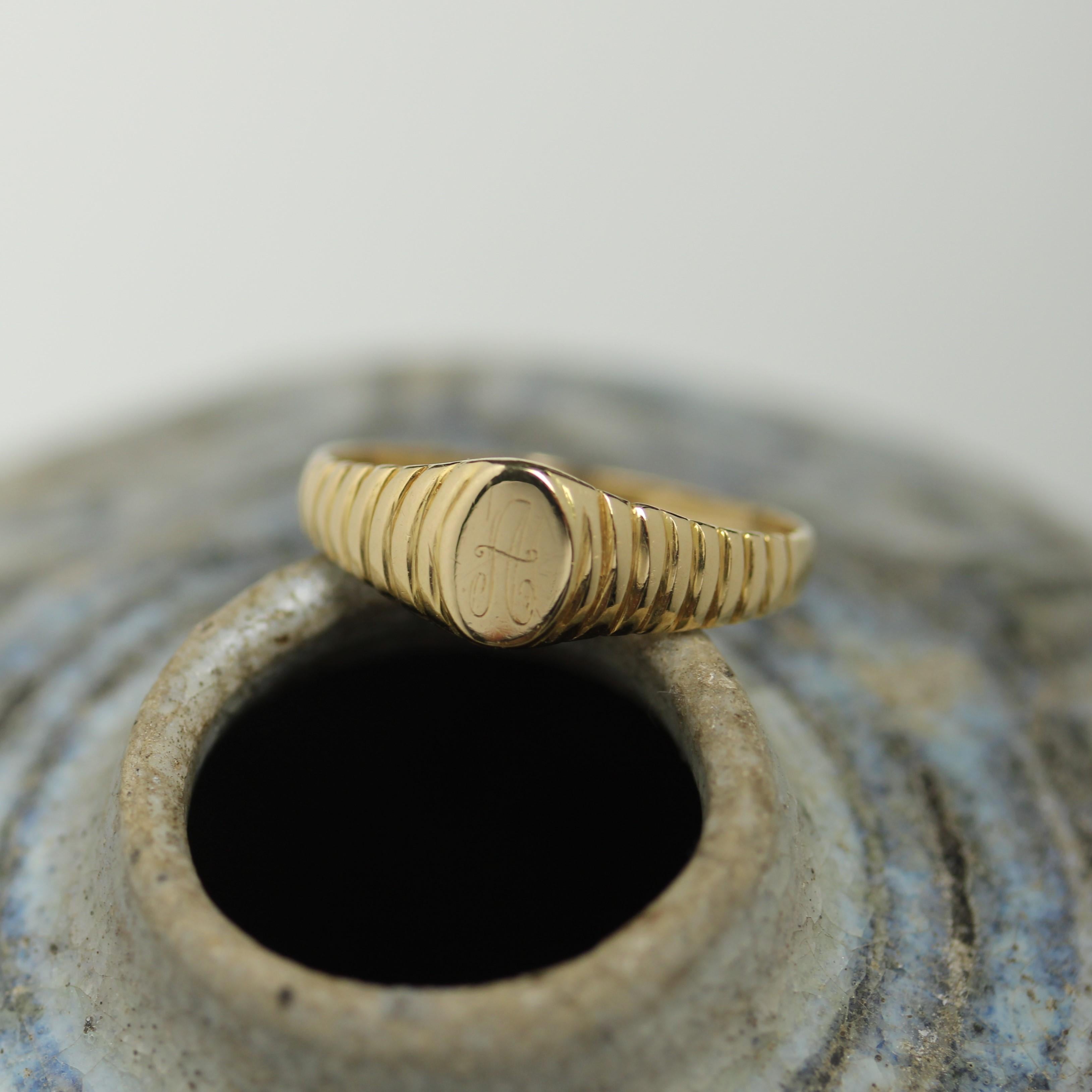 Retro 1960s 18 Karat Yellow Gold Letter A Fine Ladies Signet Ring
