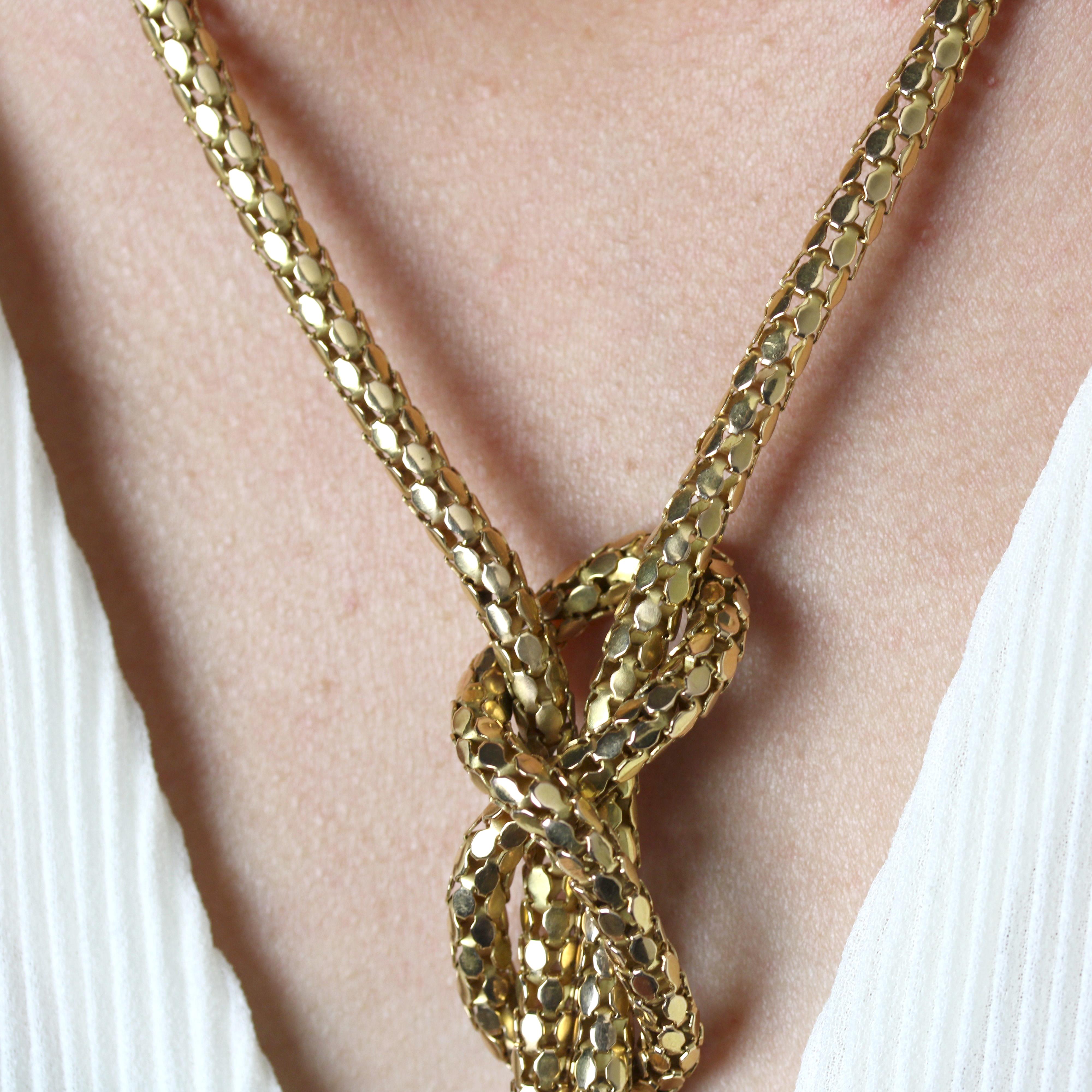 1960s 18 Karat Yellow Gold Orvet Mesh and Tassels Necklace For Sale 5