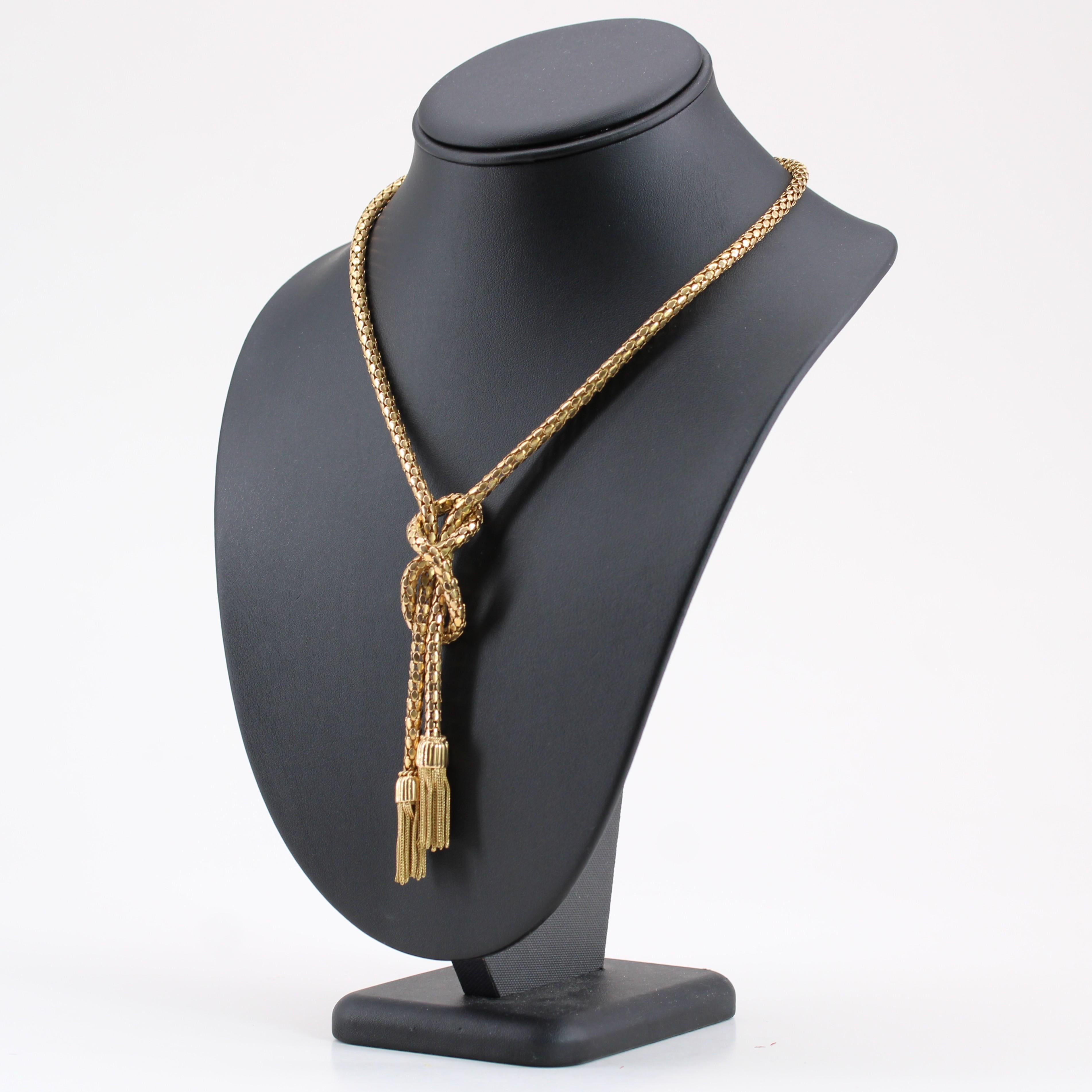 1960s 18 Karat Yellow Gold Orvet Mesh and Tassels Necklace For Sale 3
