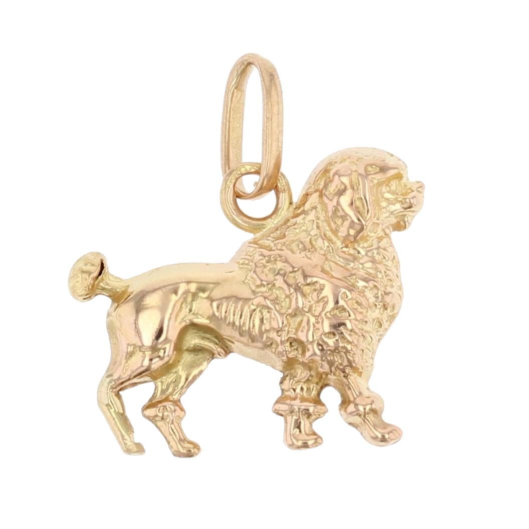 1960s 18 Karat Yellow Gold Poodle Charm Pendant In Good Condition For Sale In Poitiers, FR
