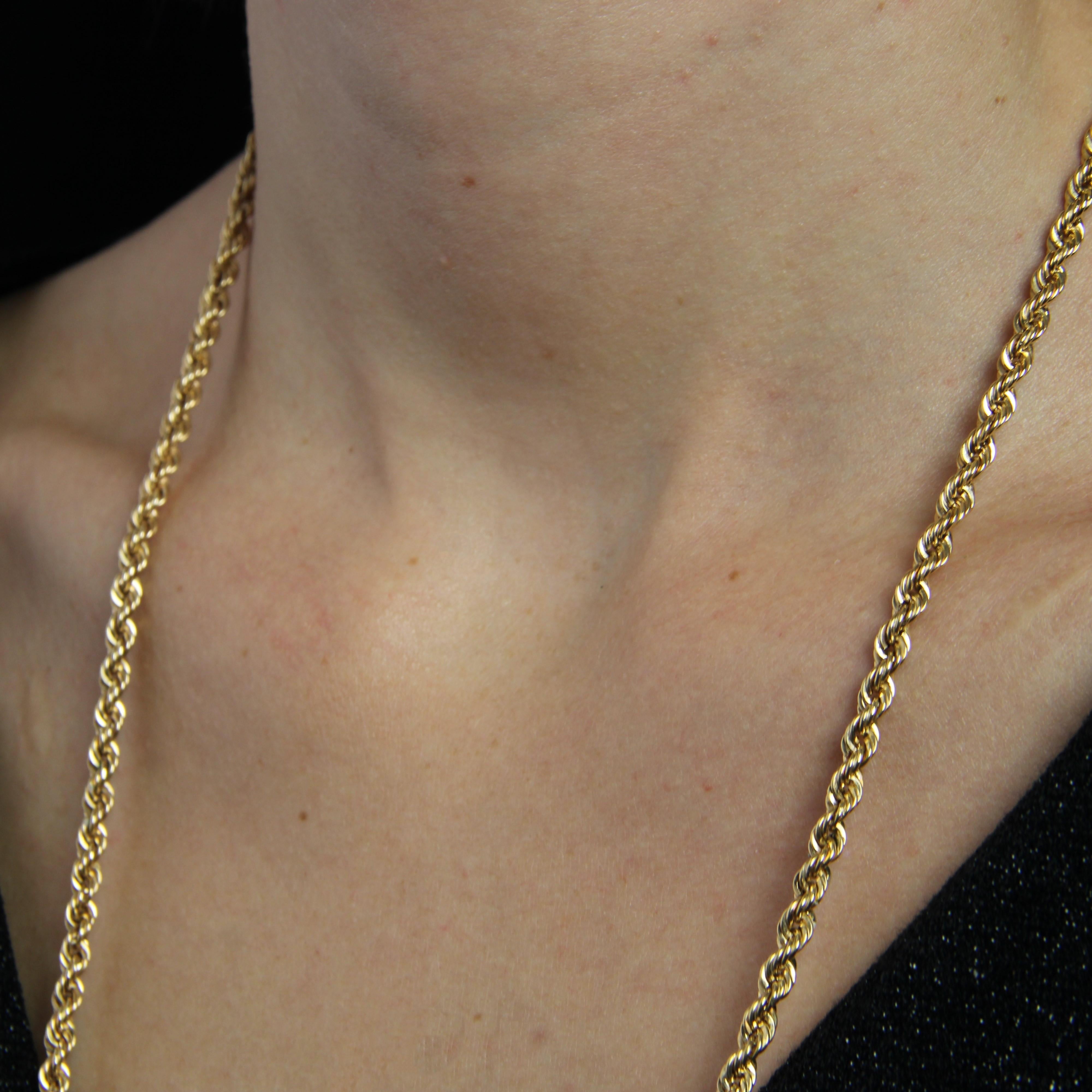 1960s 18 Karat Yellow Gold Retro Twisted Chain Long Necklace For Sale 6